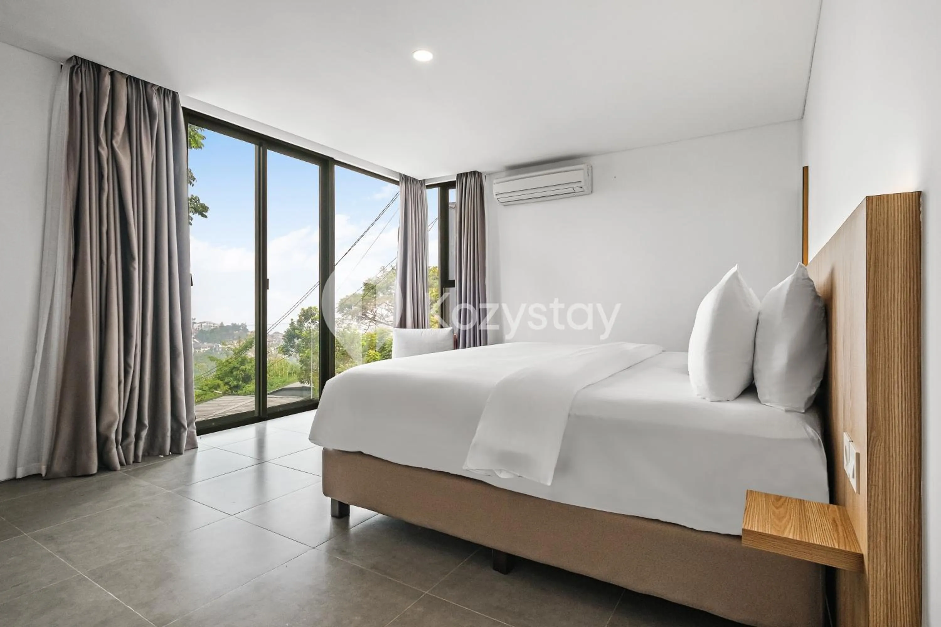 Bedroom, Bed in Sorte by Kozystay -Dago