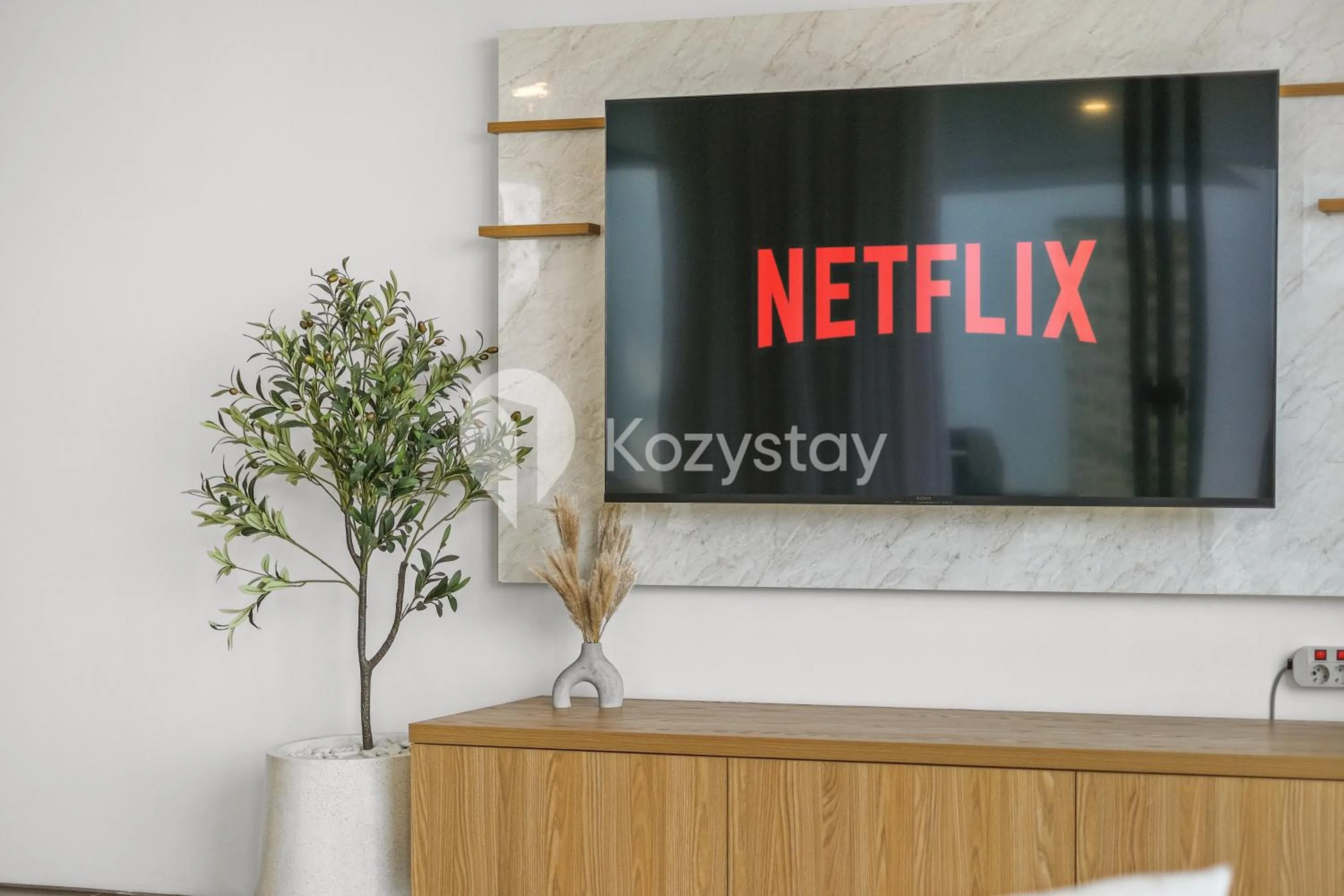 TV and multimedia in Sorte by Kozystay -Dago