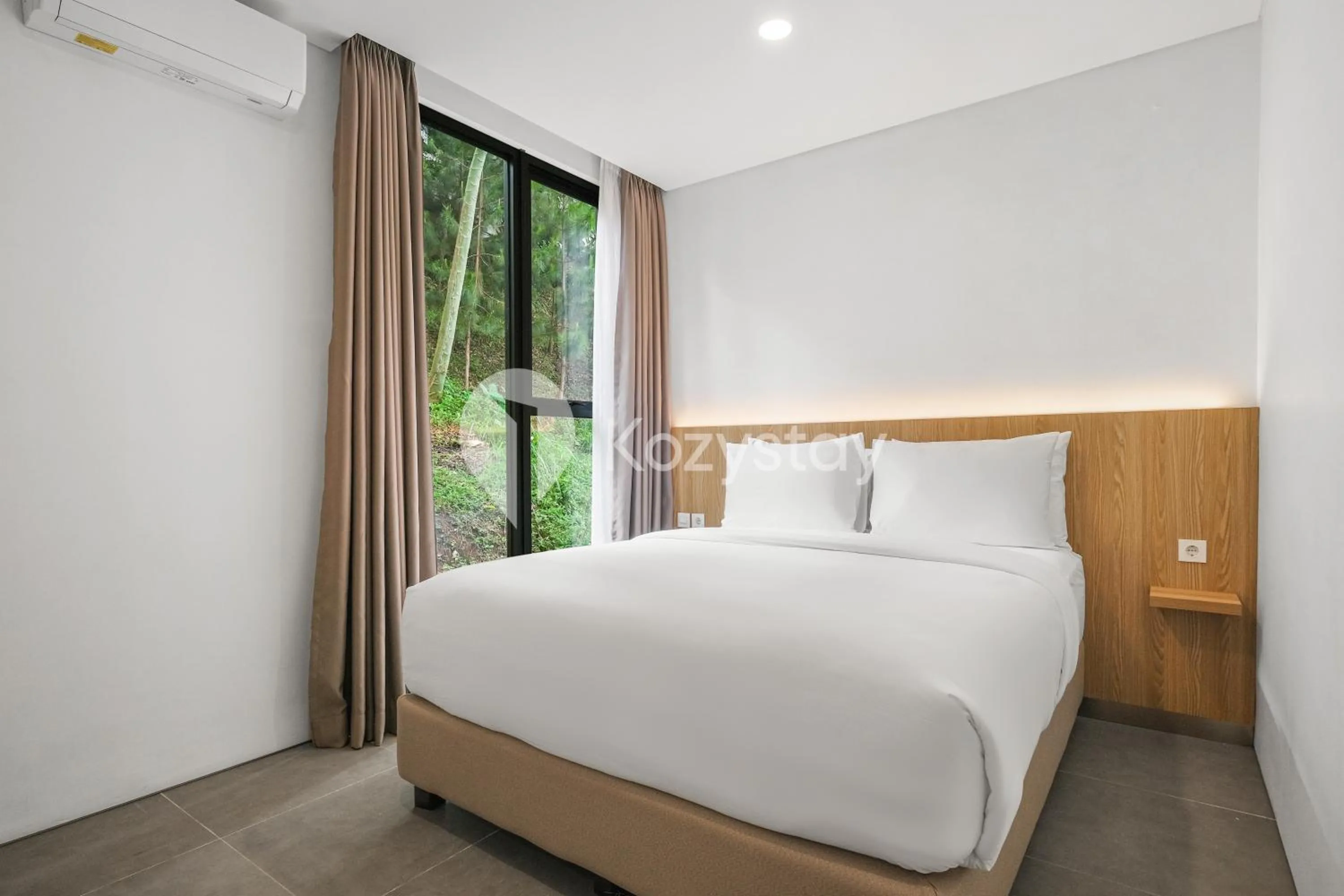 Bedroom, Bed in Sorte by Kozystay -Dago