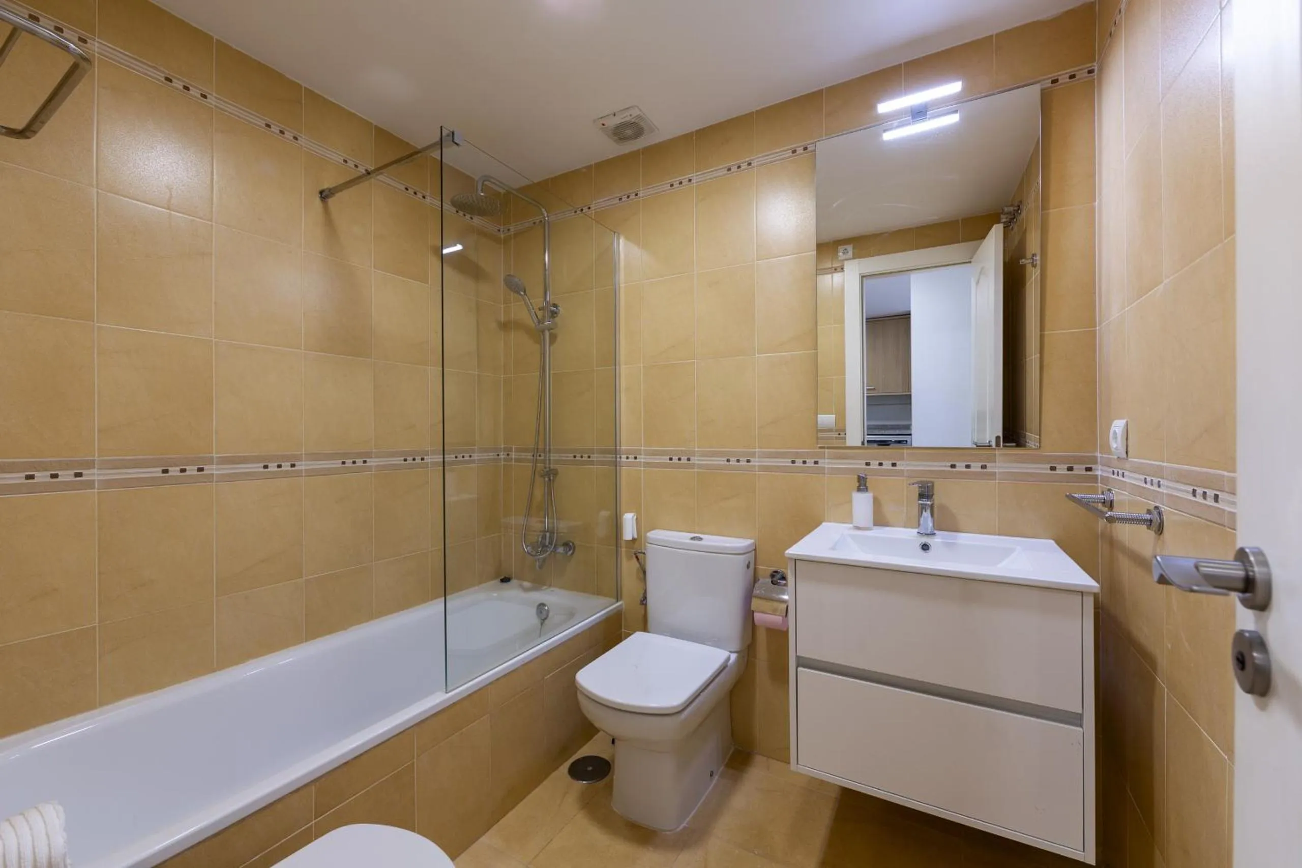 Bathroom in AlmeriaSuite Mojacar Breeze Apartments