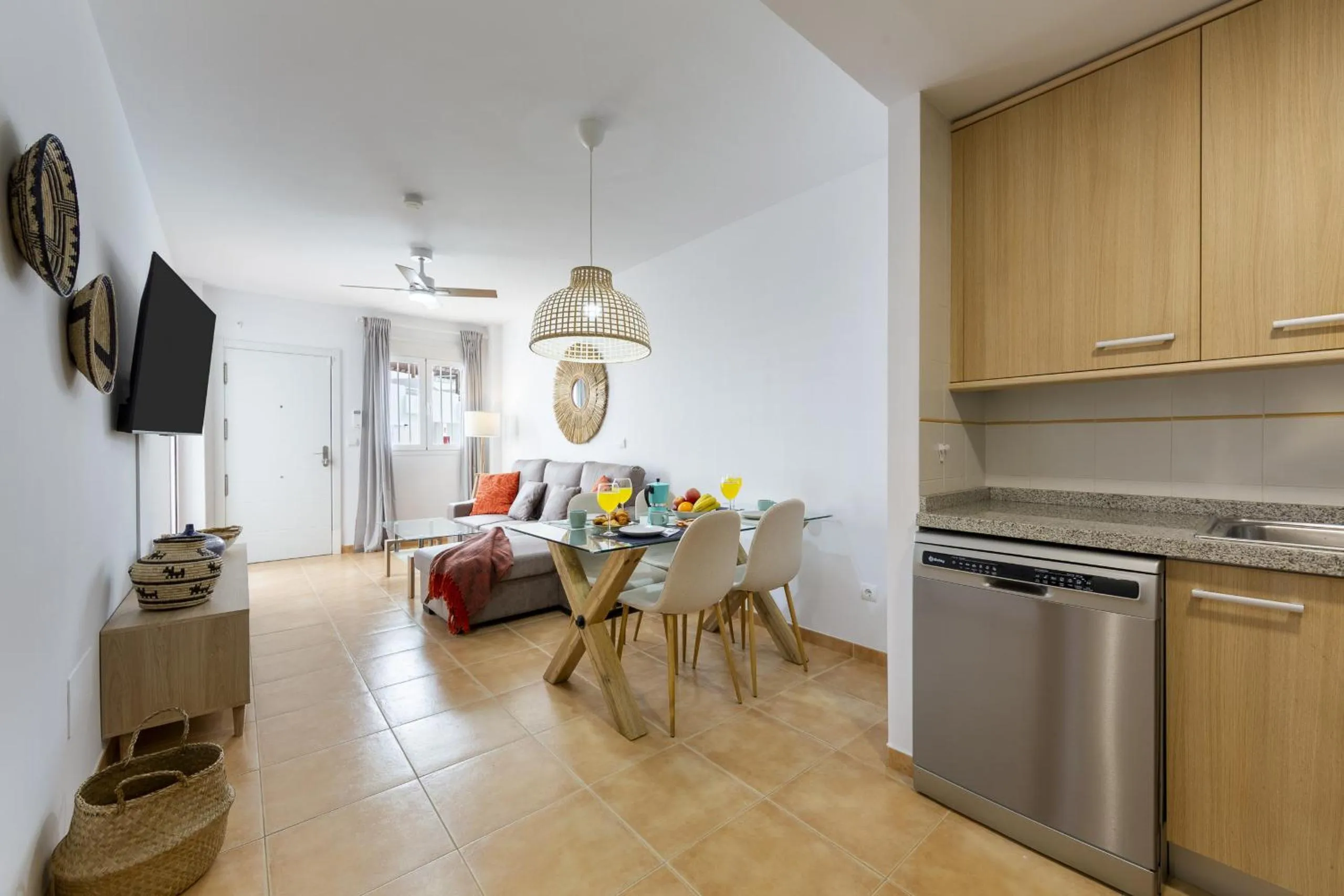 Kitchen or kitchenette in AlmeriaSuite Mojacar Breeze Apartments