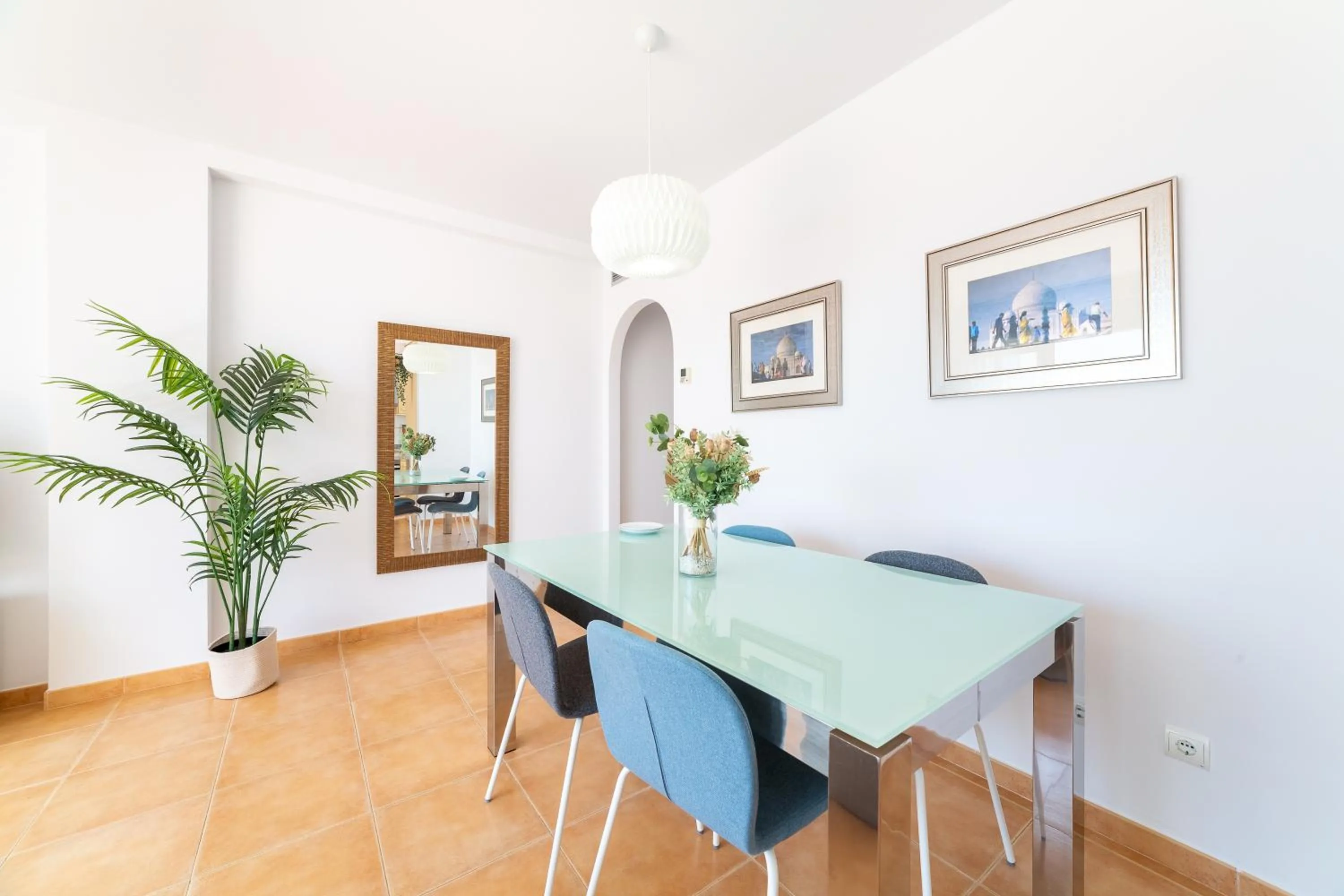 Dining area in AlmeriaSuite Mojacar Breeze Apartments