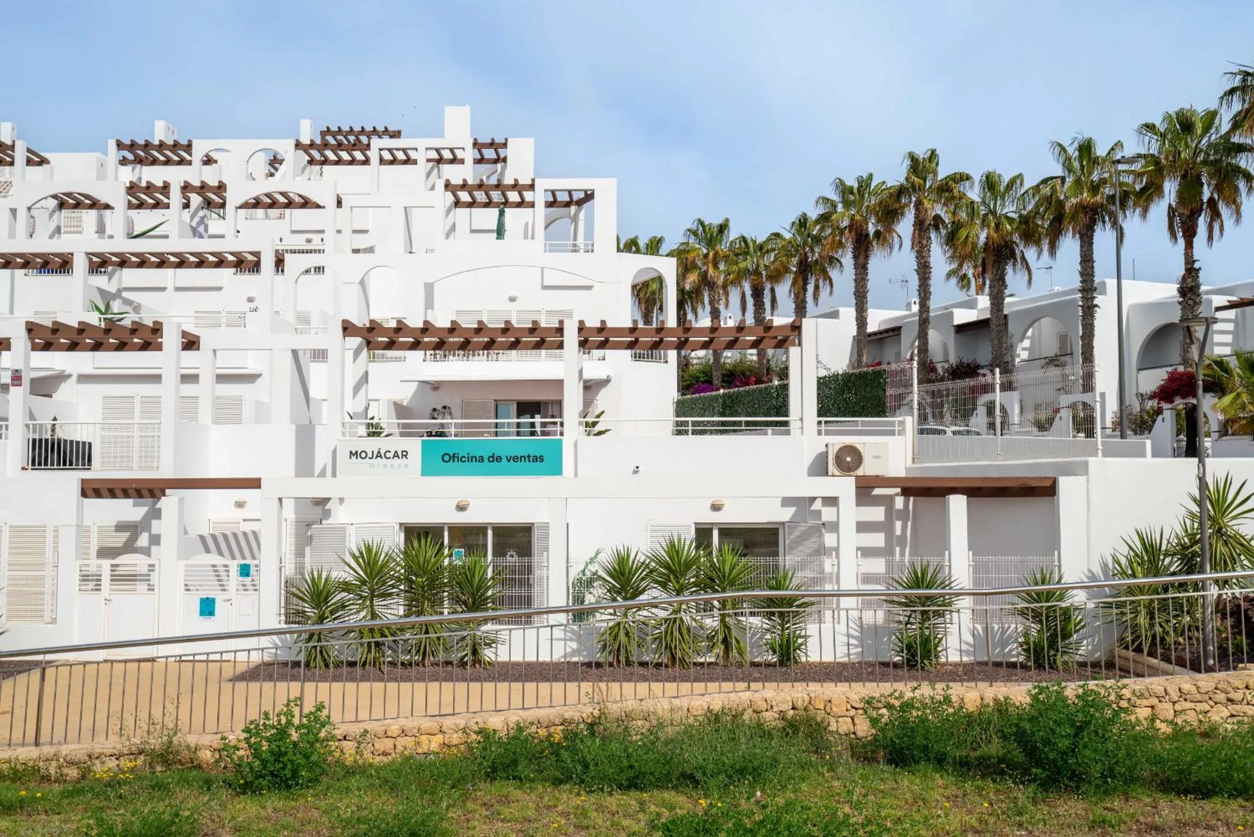 Property building in AlmeriaSuite Mojacar Breeze Apartments