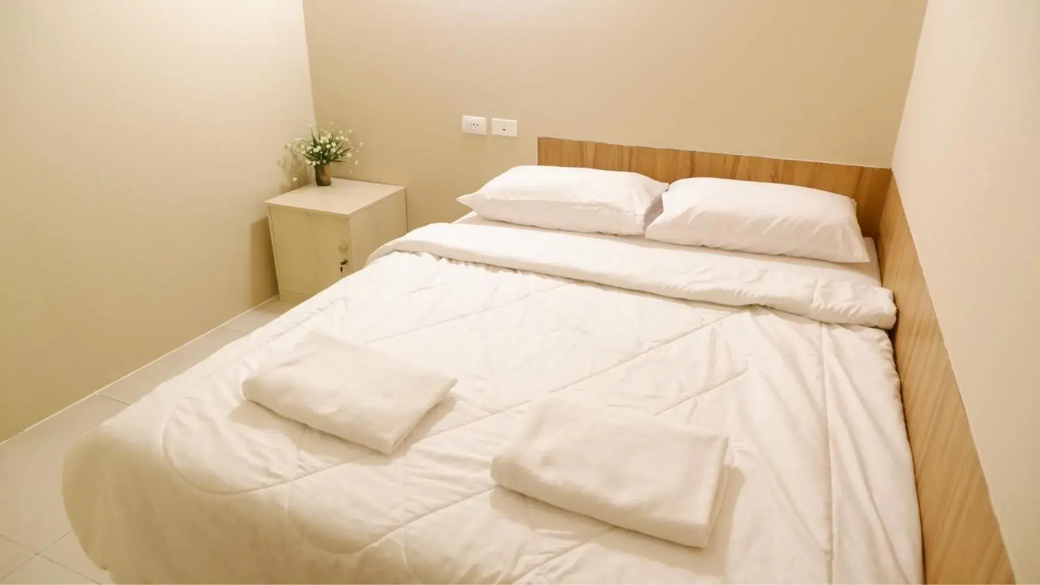 Bed in Shi-ro-i Poshtel Bed in Shi-ro-i Poshtel