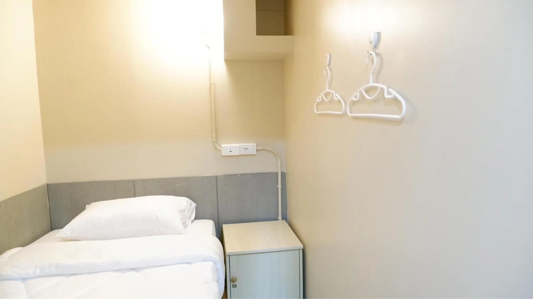 Bed in Shi-ro-i Poshtel