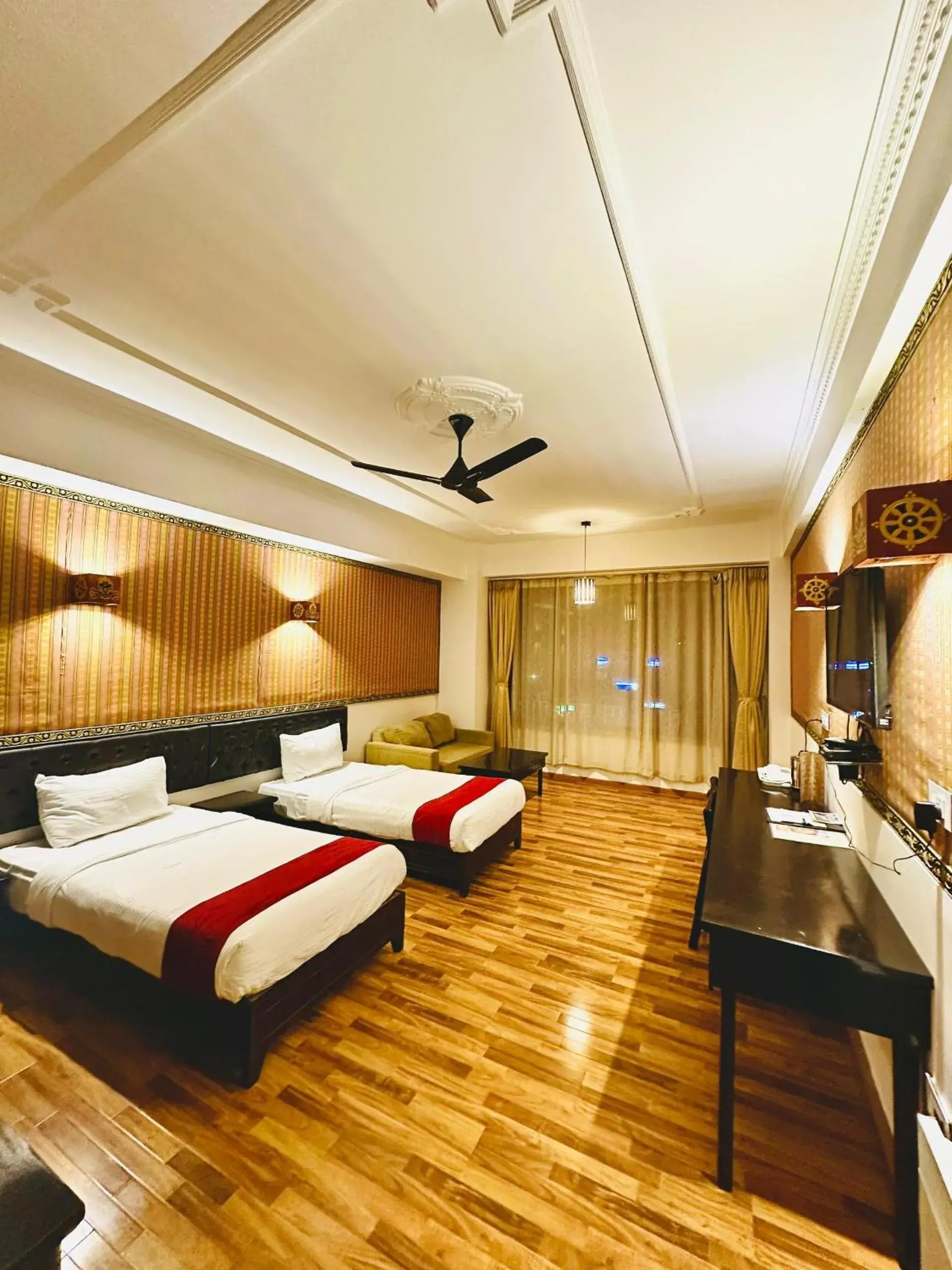 Deluxe Double or Twin Room with Mountain View - single occupancy in Hotel Migmar Deluxe Double or Twin Room with Mountain View - single occupancy in Hotel Migmar