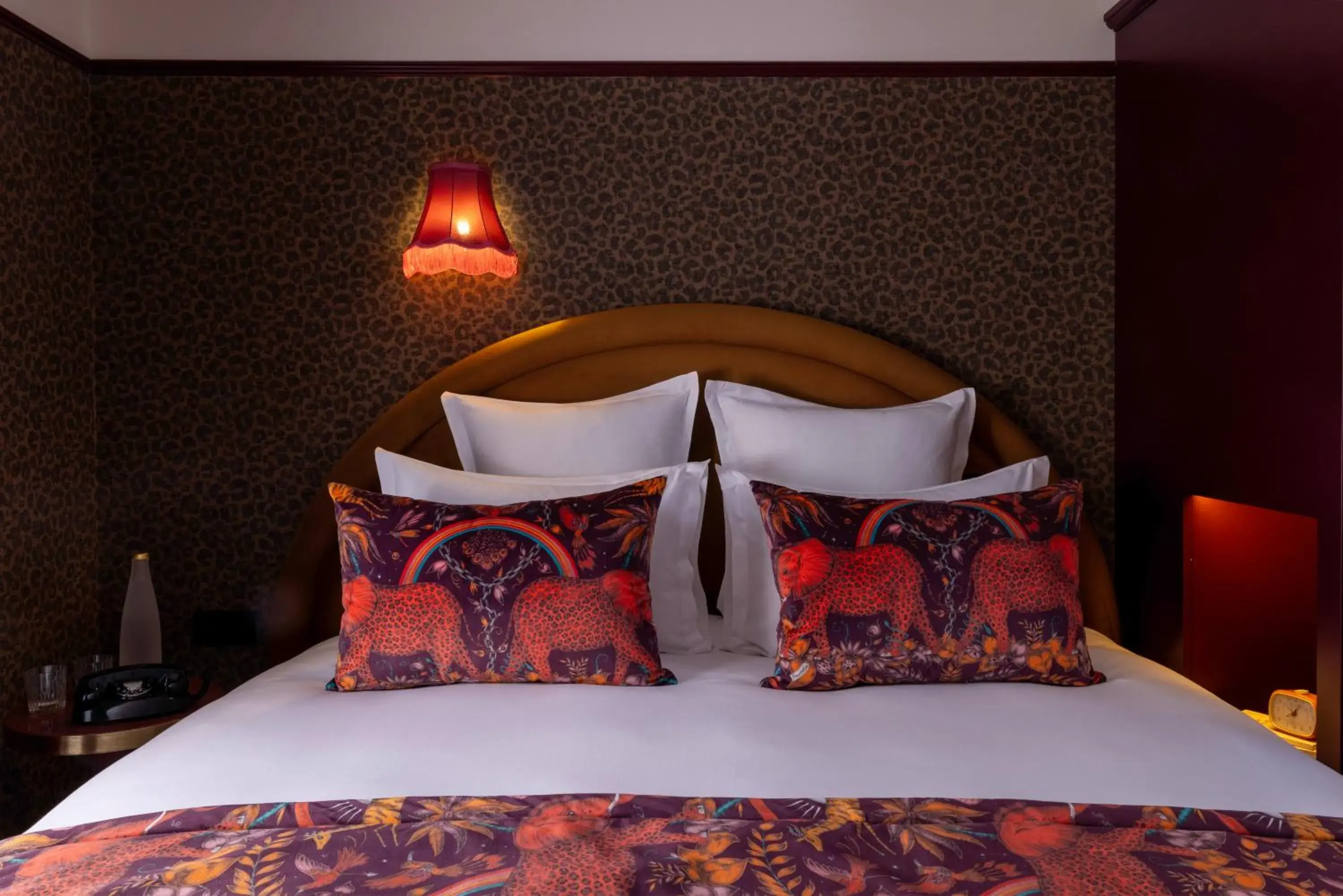 Bed in Hôtel Ginette à la Folie & Spa Bed in Hôtel Ginette à la Folie & Spa