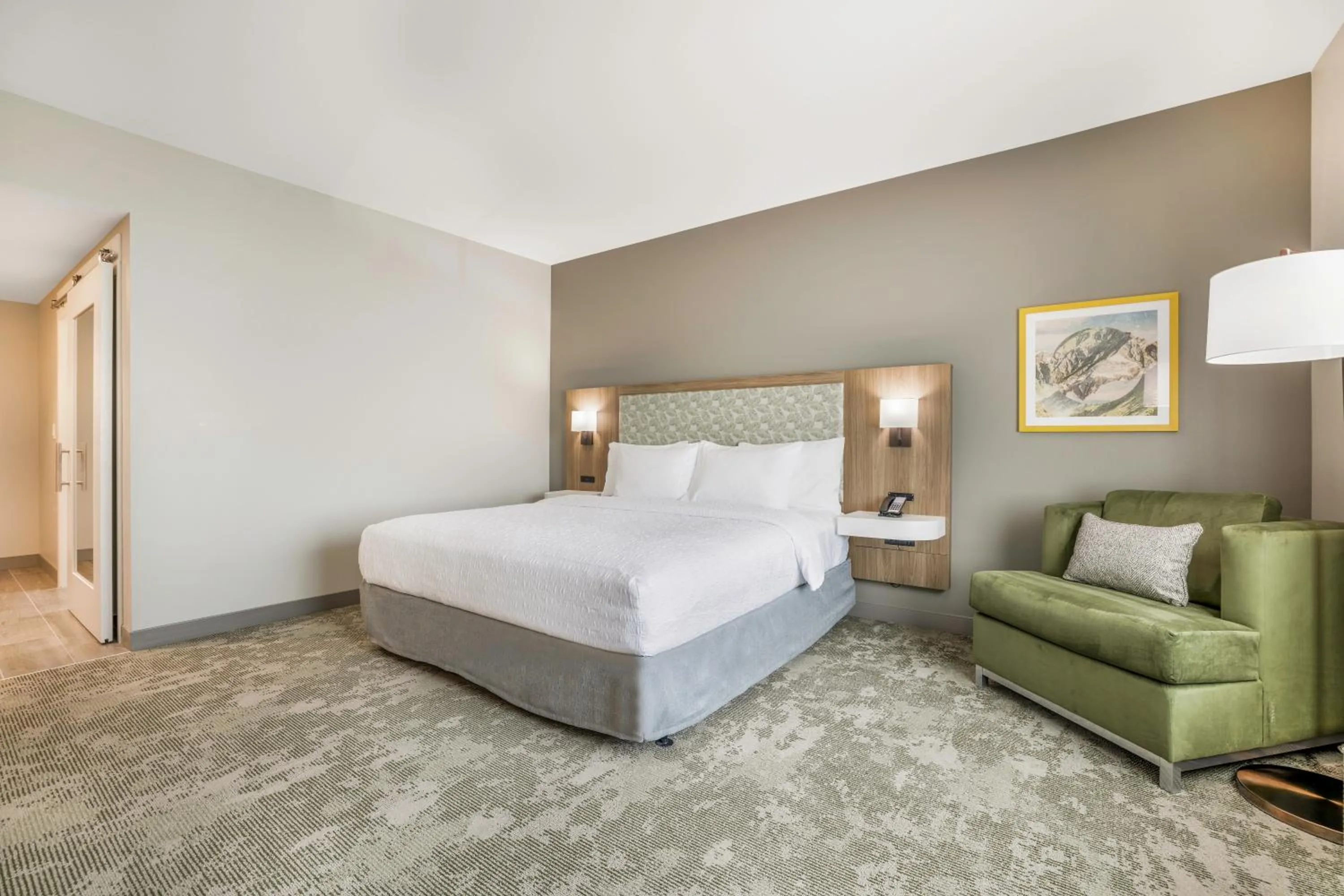 Bed in Hampton Inn Aurora Medical Center Denver