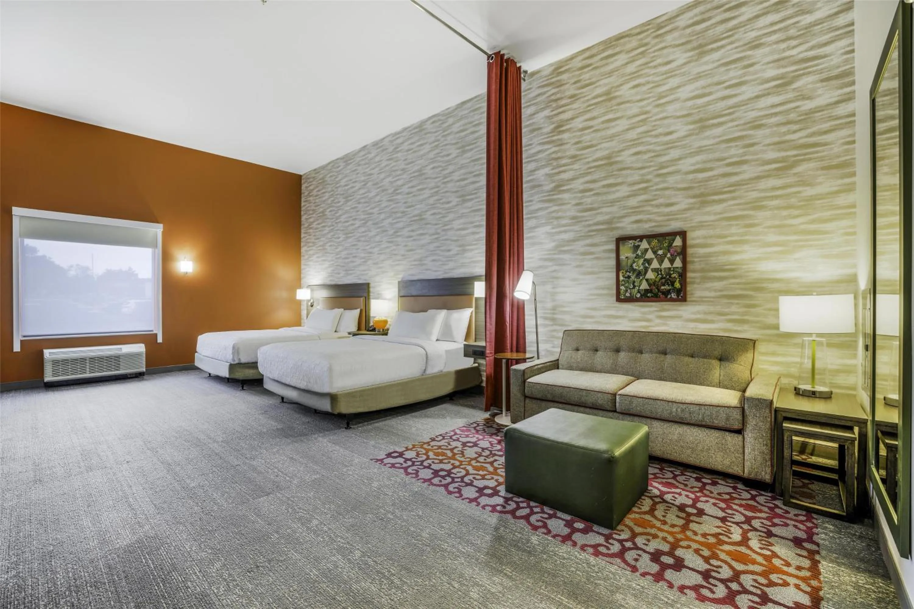 Living room, Bed in Home2 Suites By Hilton Aurora Medical Center Denver