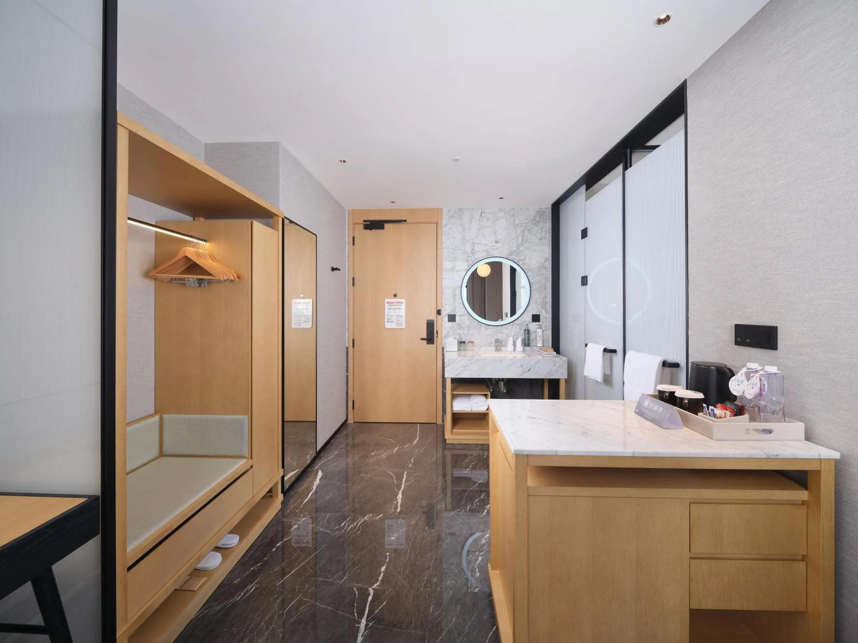 wardrobe in Hilton Garden Inn Huludao Longxing Road