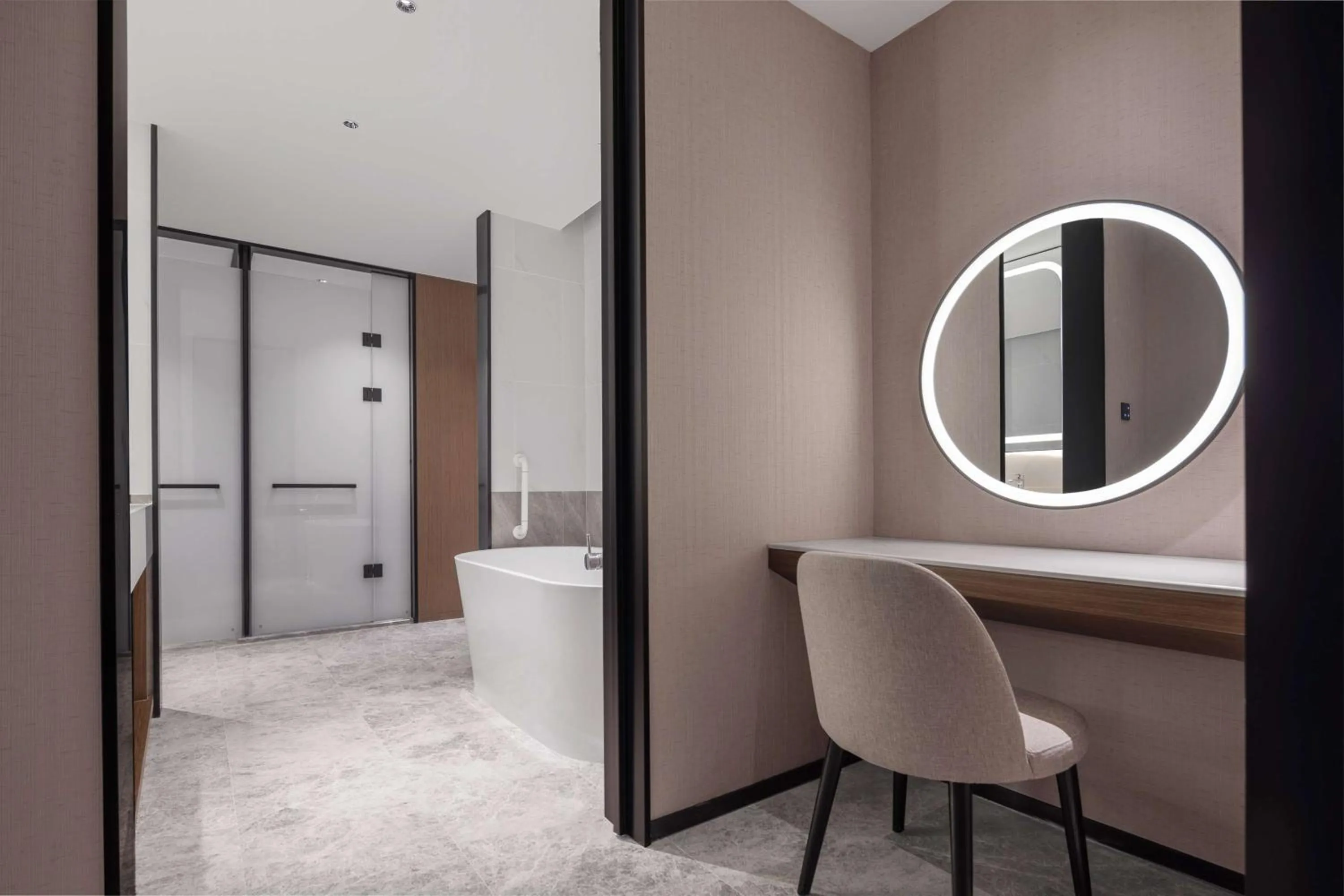 Bathroom in Hilton Garden Inn Yichang Yiling