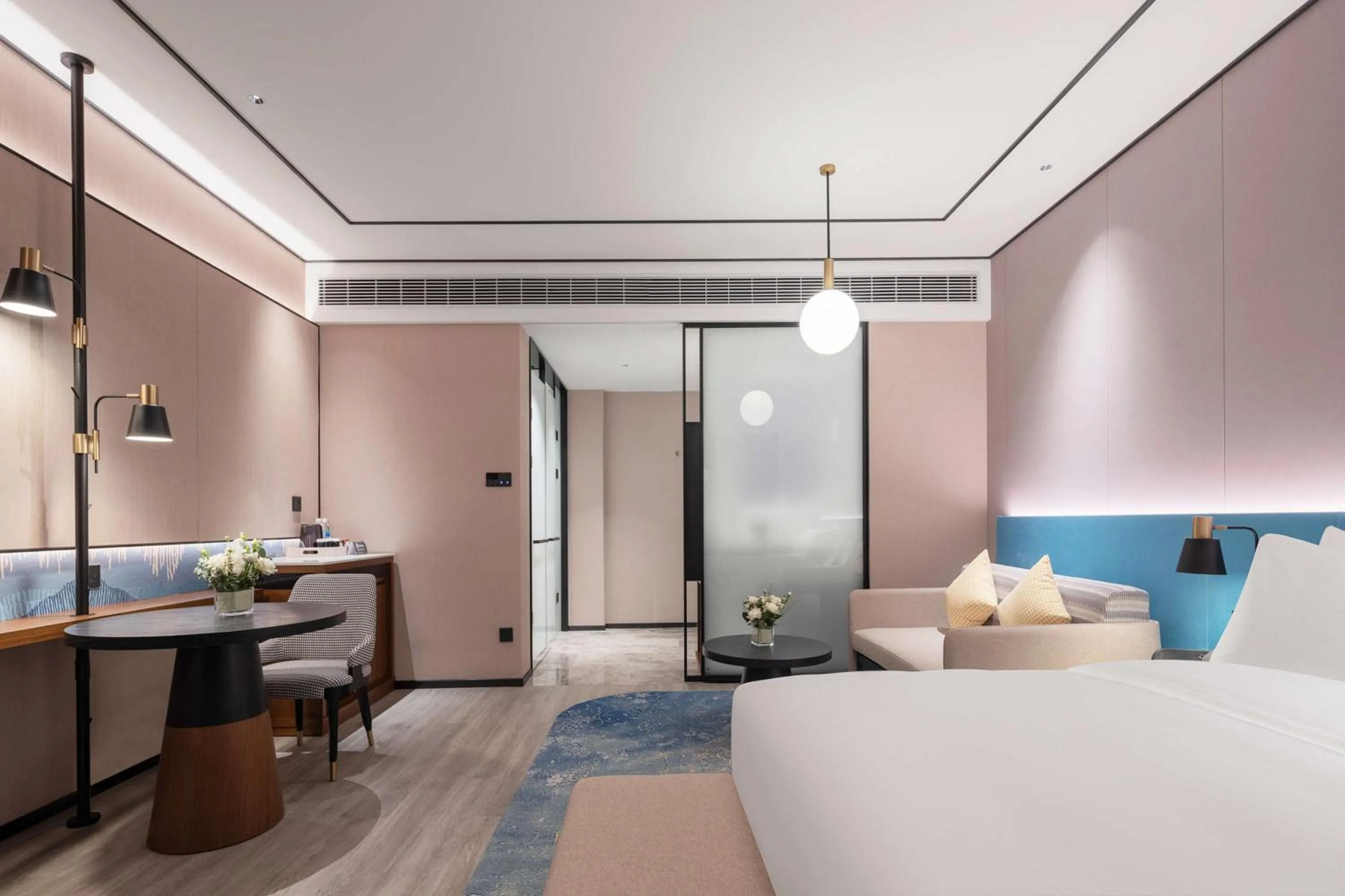 Living room, Bed in Hilton Garden Inn Yichang Yiling