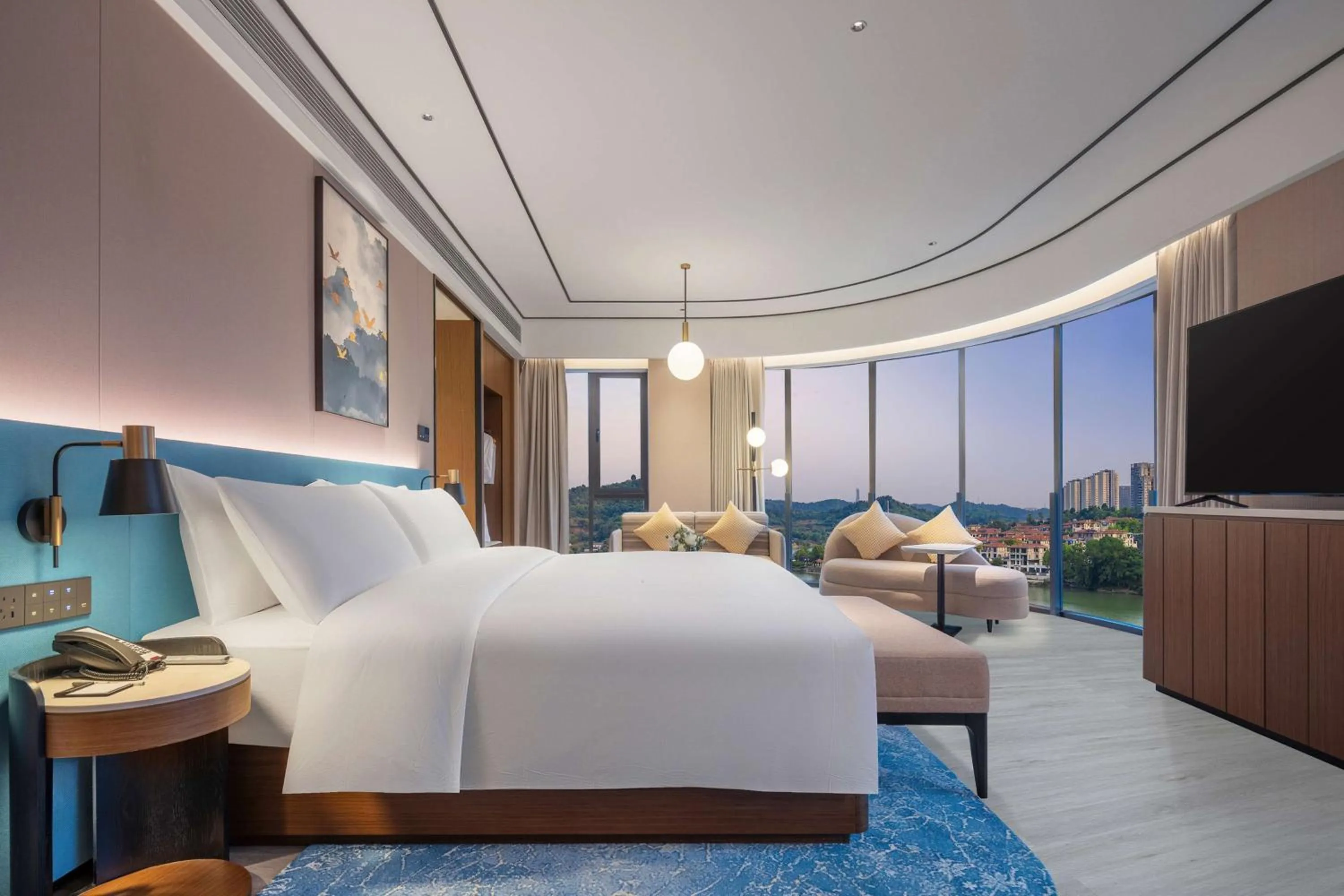 Living room, Bed in Hilton Garden Inn Yichang Yiling