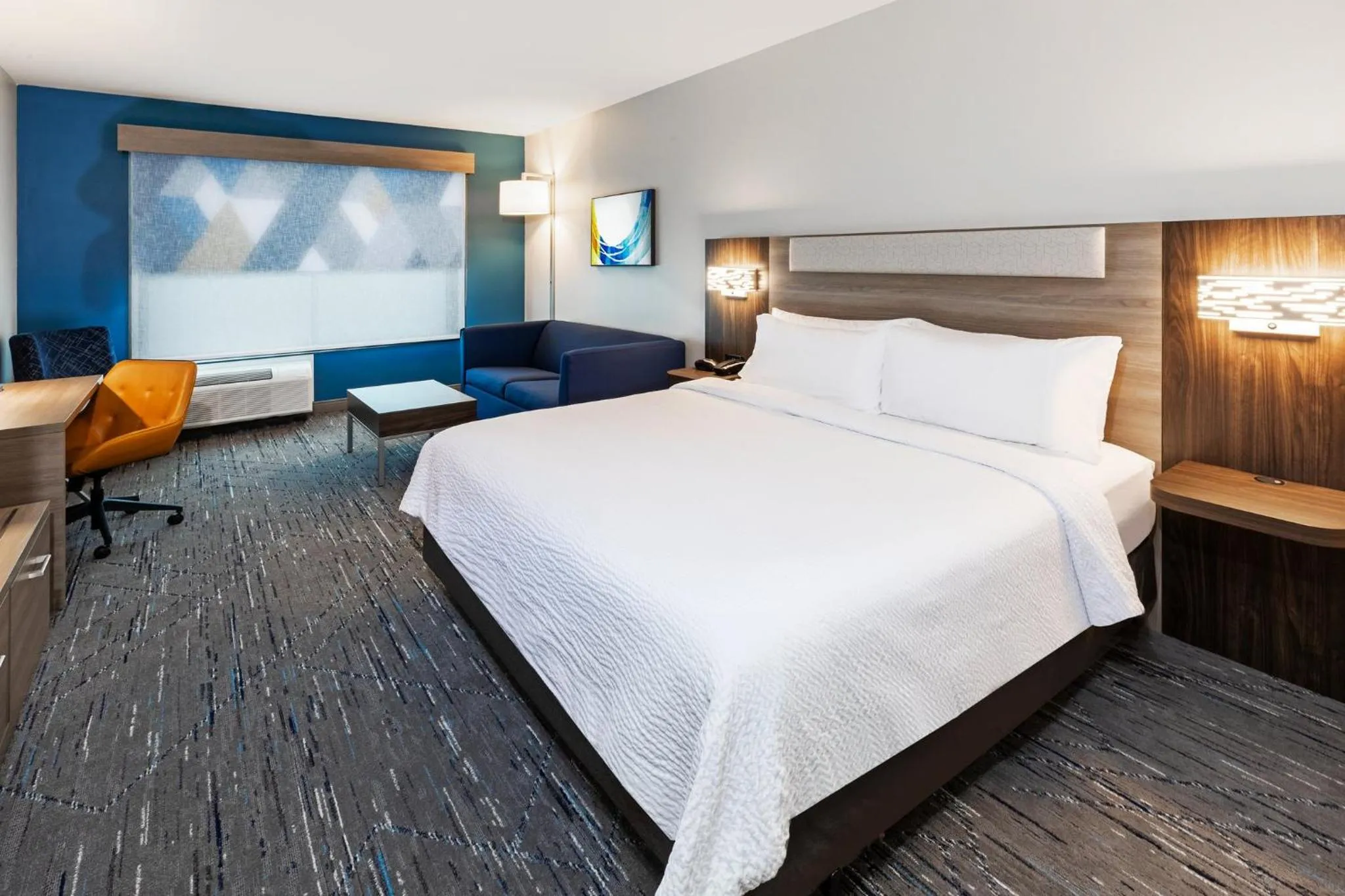 Photo of the whole room, Bed in Holiday Inn Express & Suites Senatobia I-55 by IHG