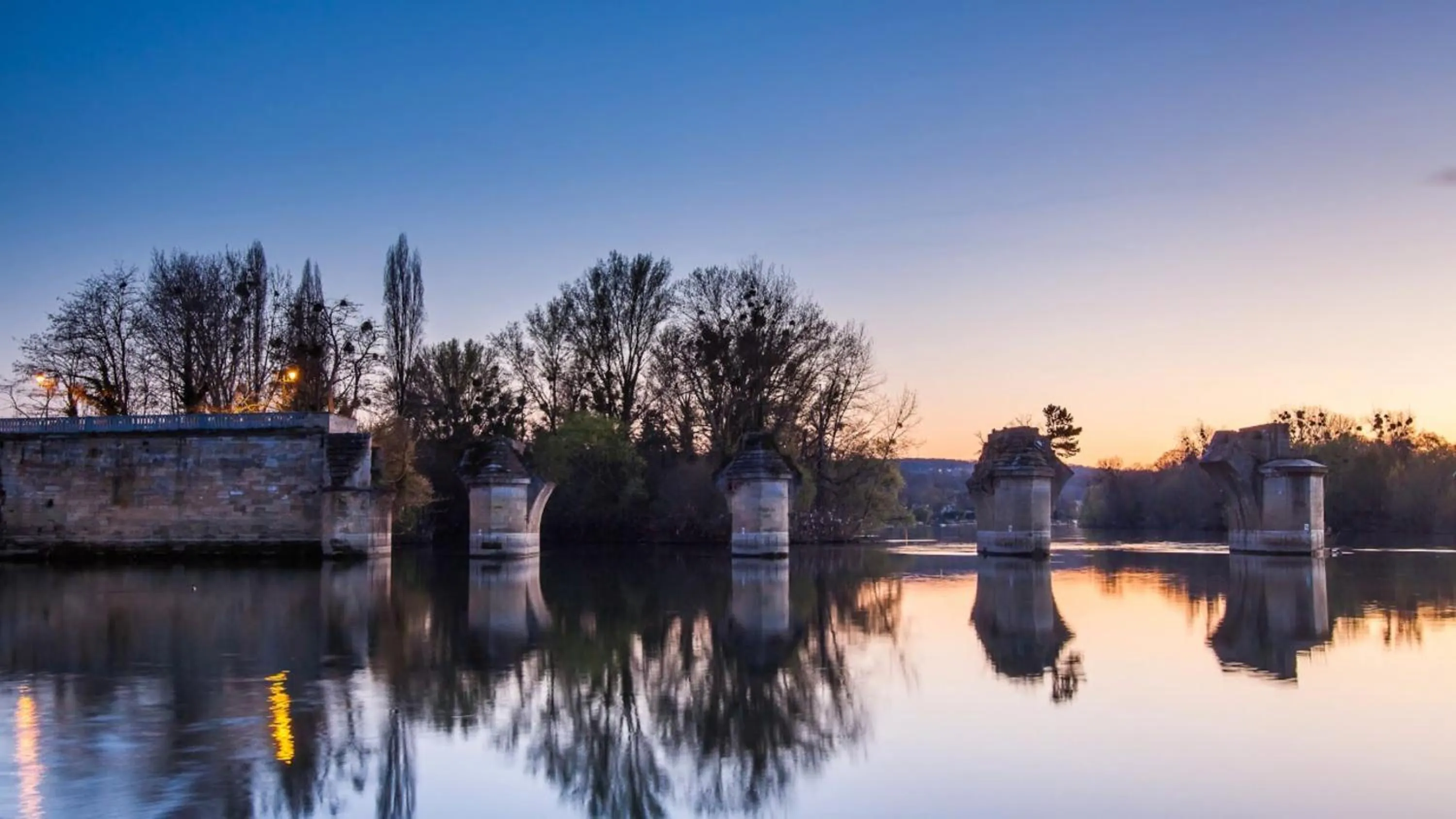 Nearby landmark in Holiday Inn Express Paris - Poissy by IHG