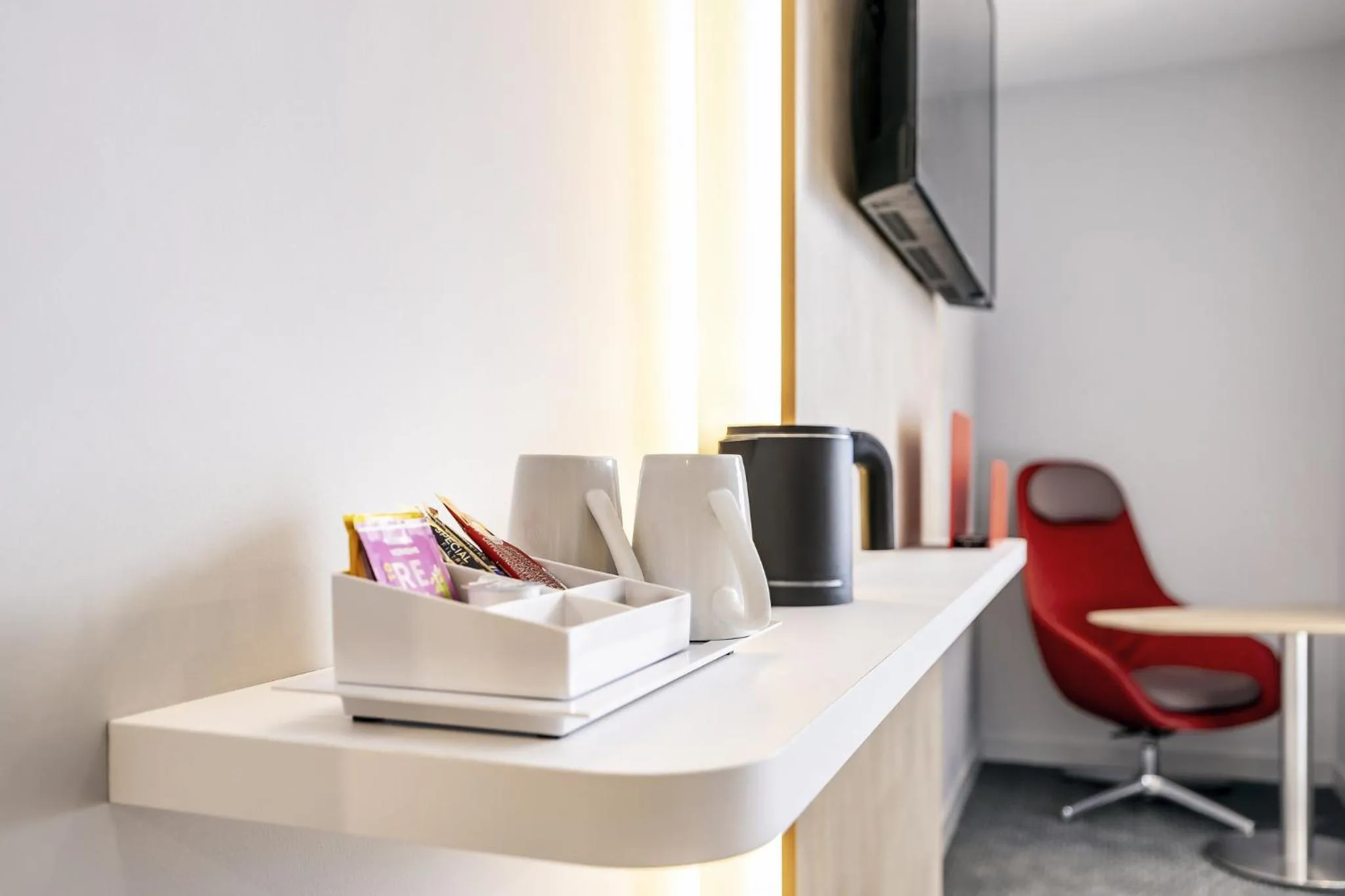 Photo of the whole room in Holiday Inn Express Paris - Poissy by IHG