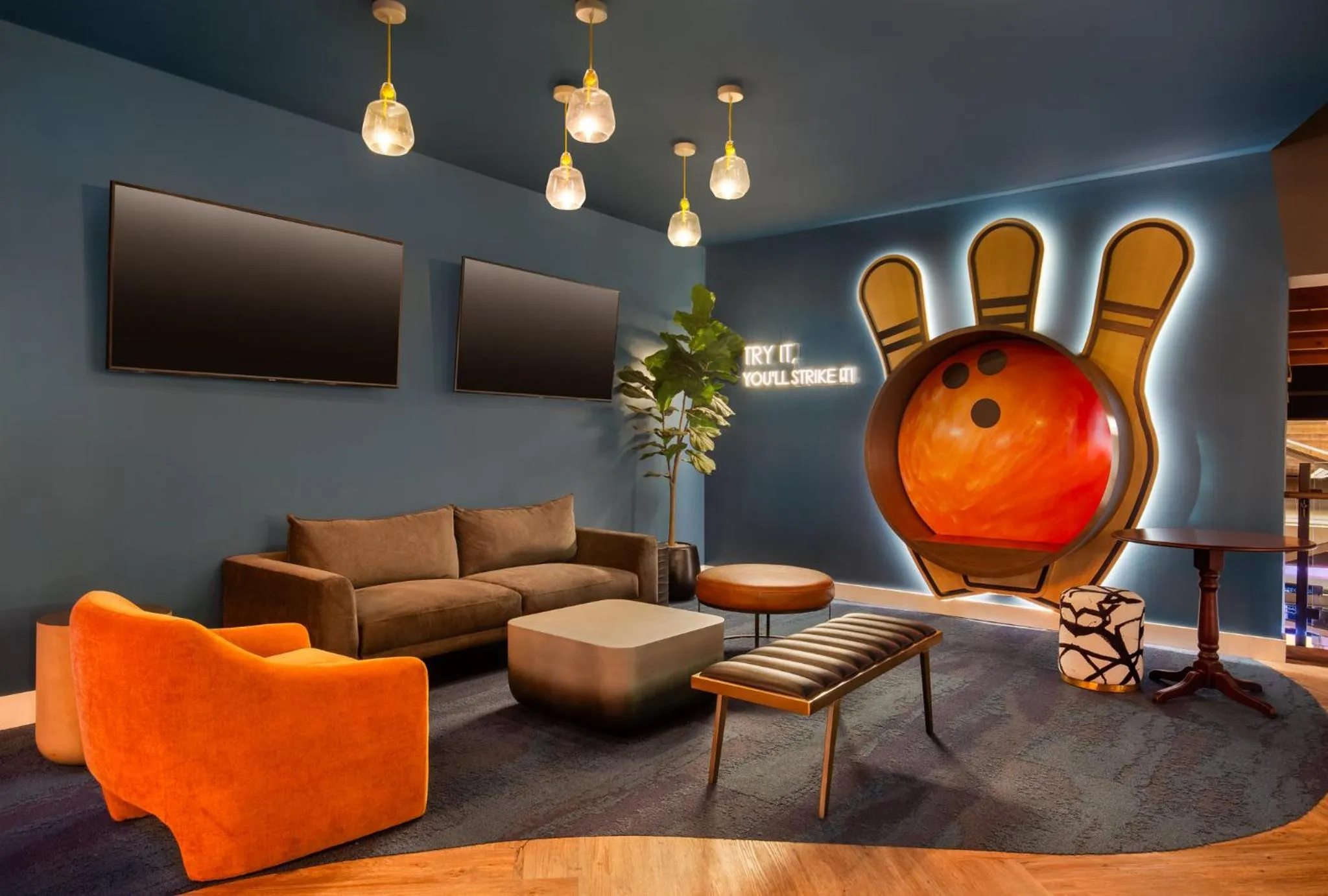 Lounge or bar in Staybridge Suites St. Catharines Conf Ctr by IHG