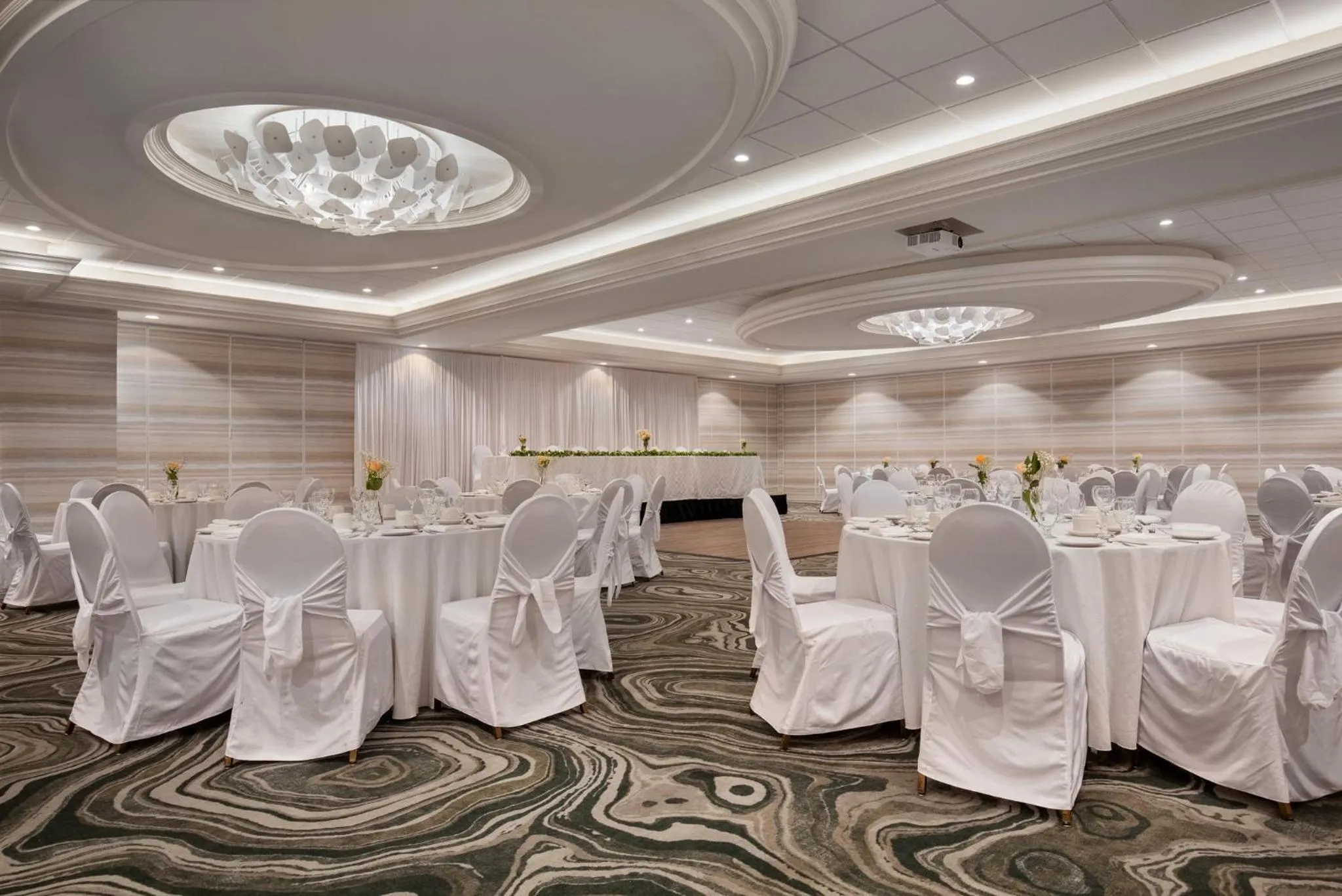 Meeting/conference room in Staybridge Suites St. Catharines Conf Ctr by IHG