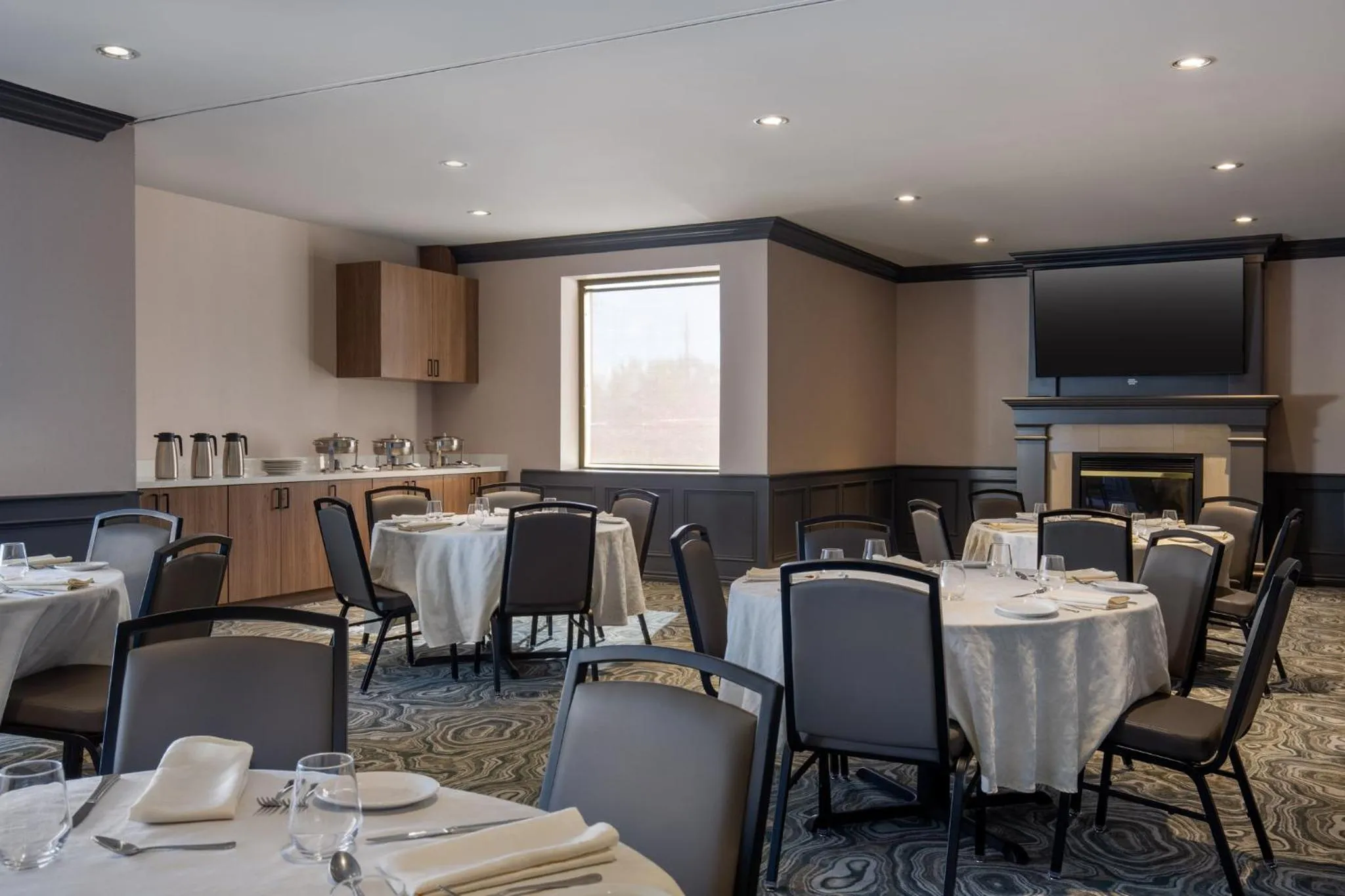 Meeting/conference room in Staybridge Suites St. Catharines Conf Ctr by IHG