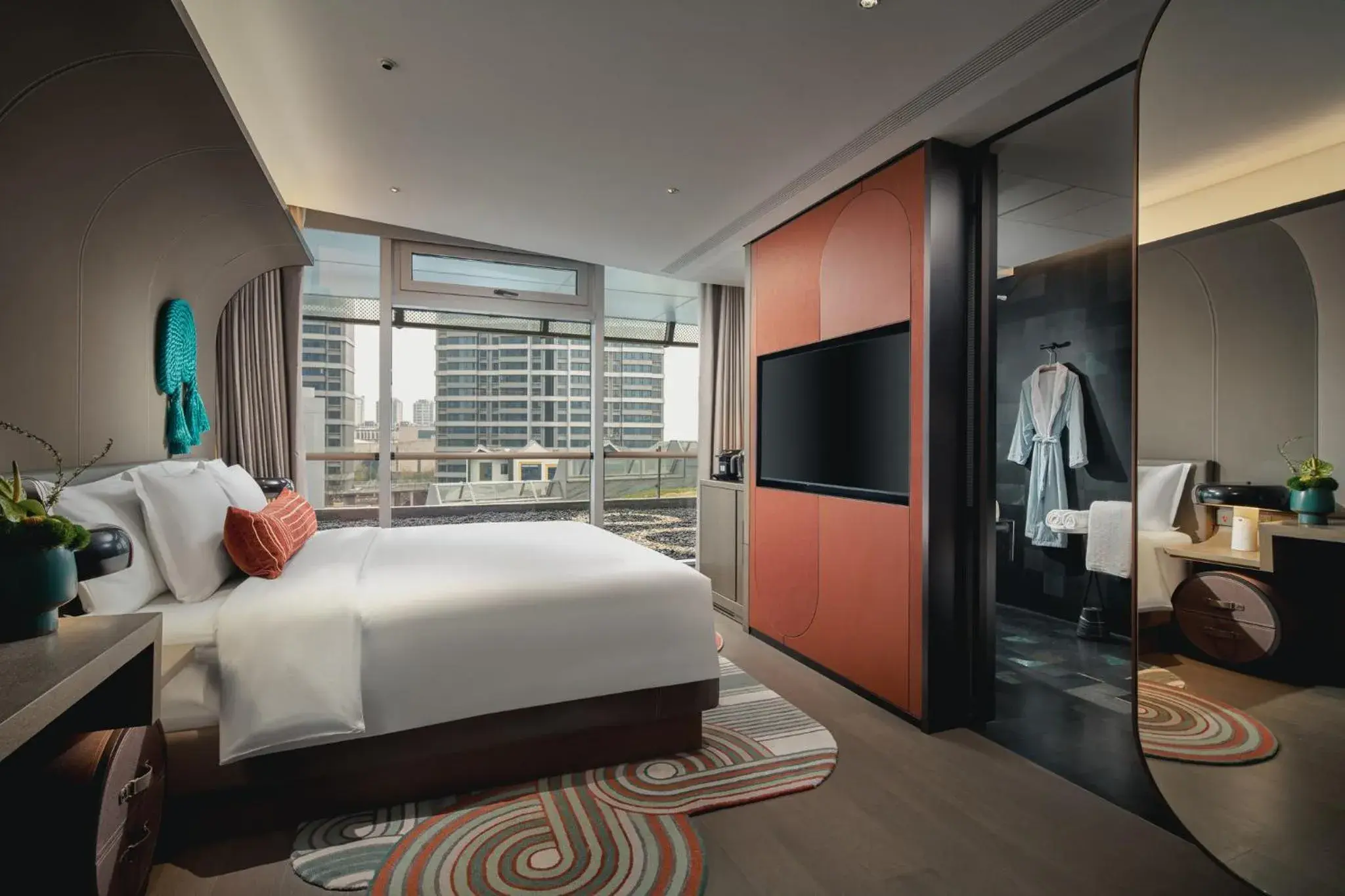 Photo of the whole room, Bed in Hotel Indigo Ningbo Riverside by IHG Photo of the whole room, Bed in Hotel Indigo Ningbo Riverside by IHG