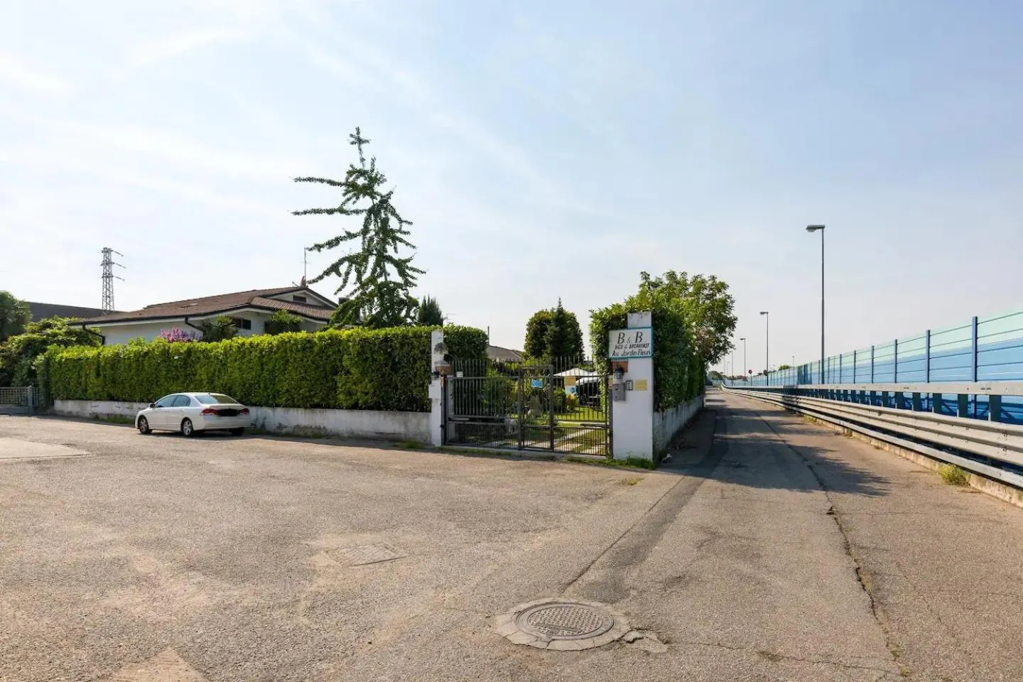 Parking in Au Jardin fleuri