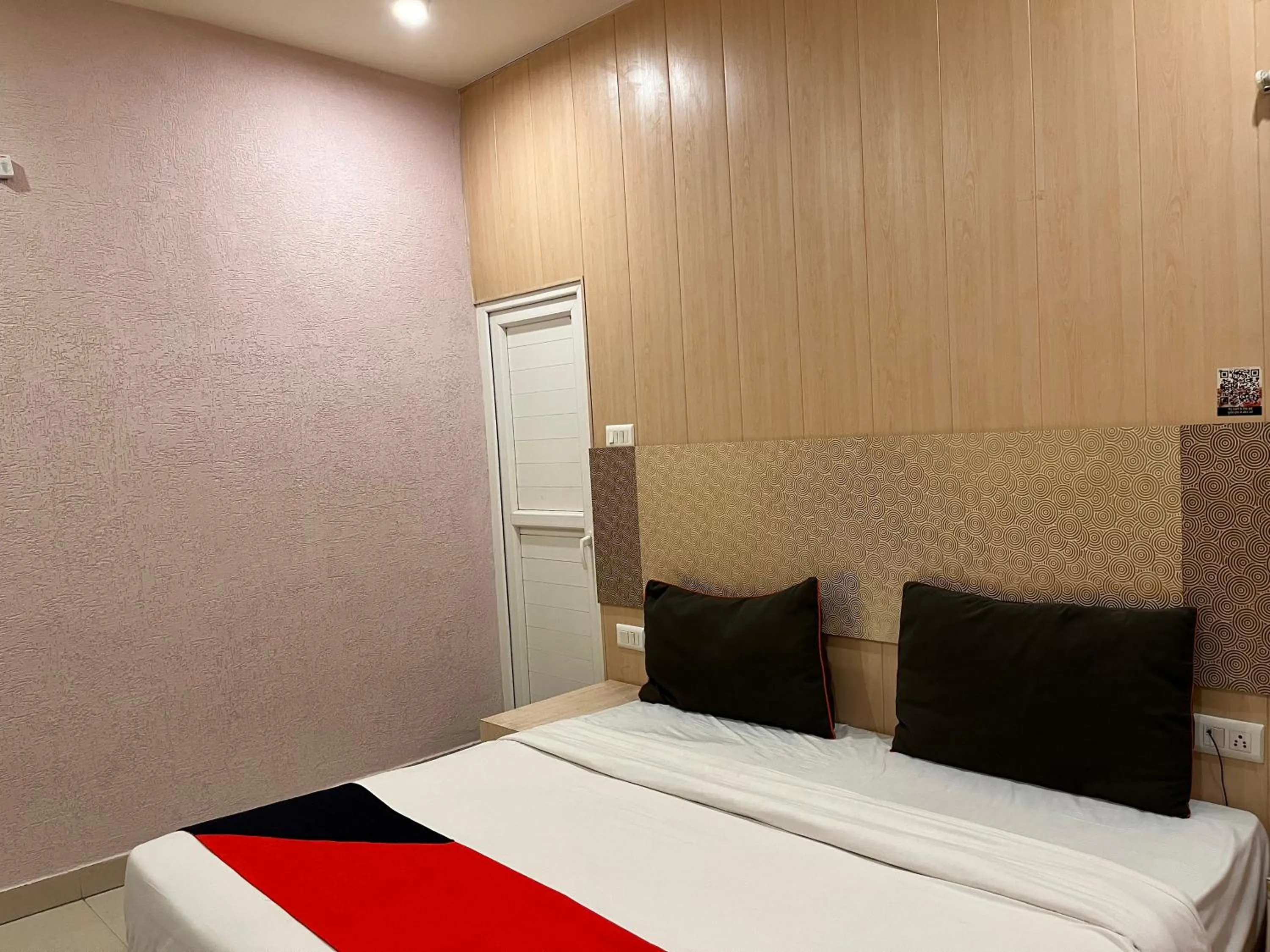 Hotel Ratana International