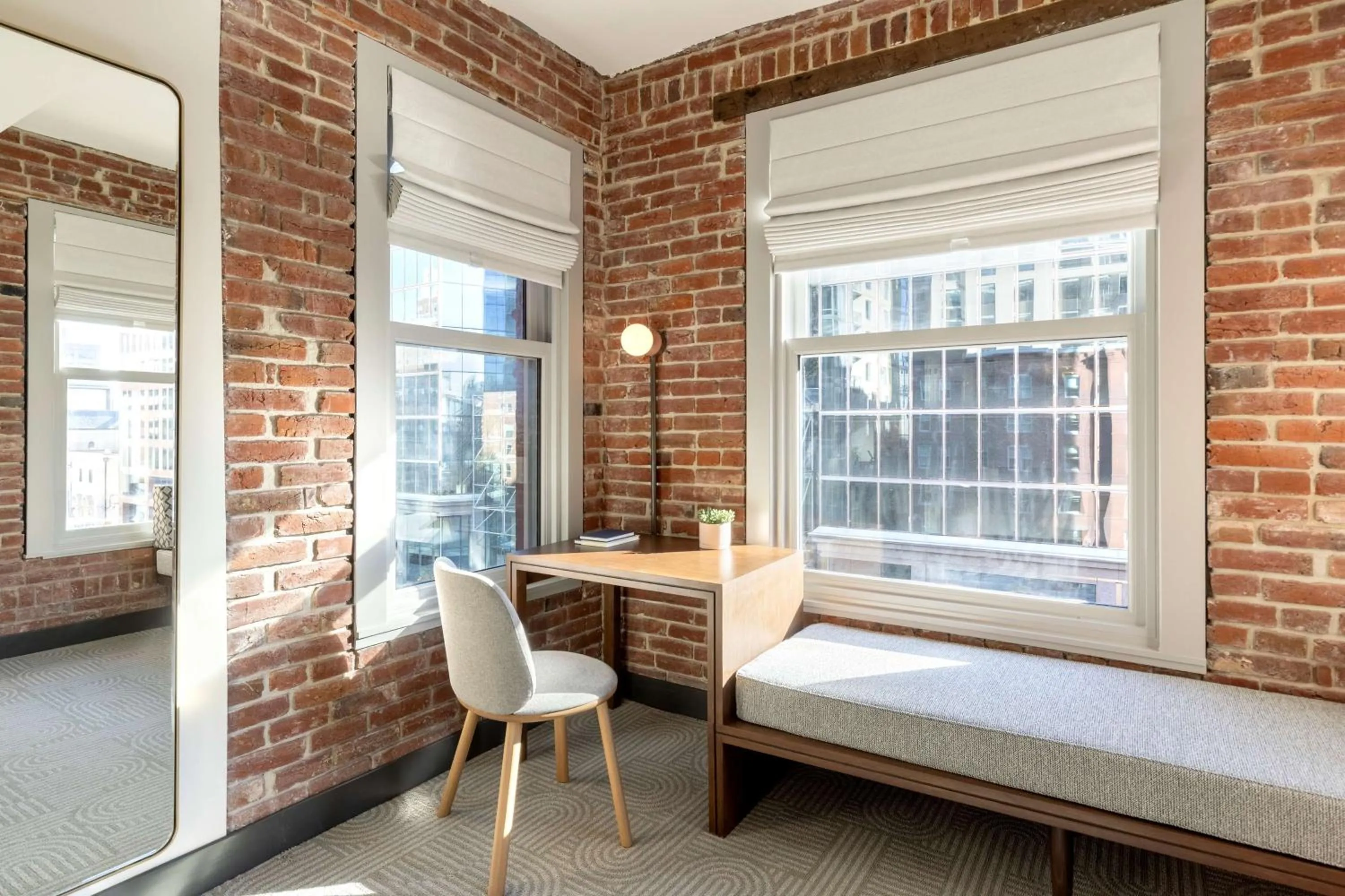 Bedroom, Bed in Arlo Washington DC