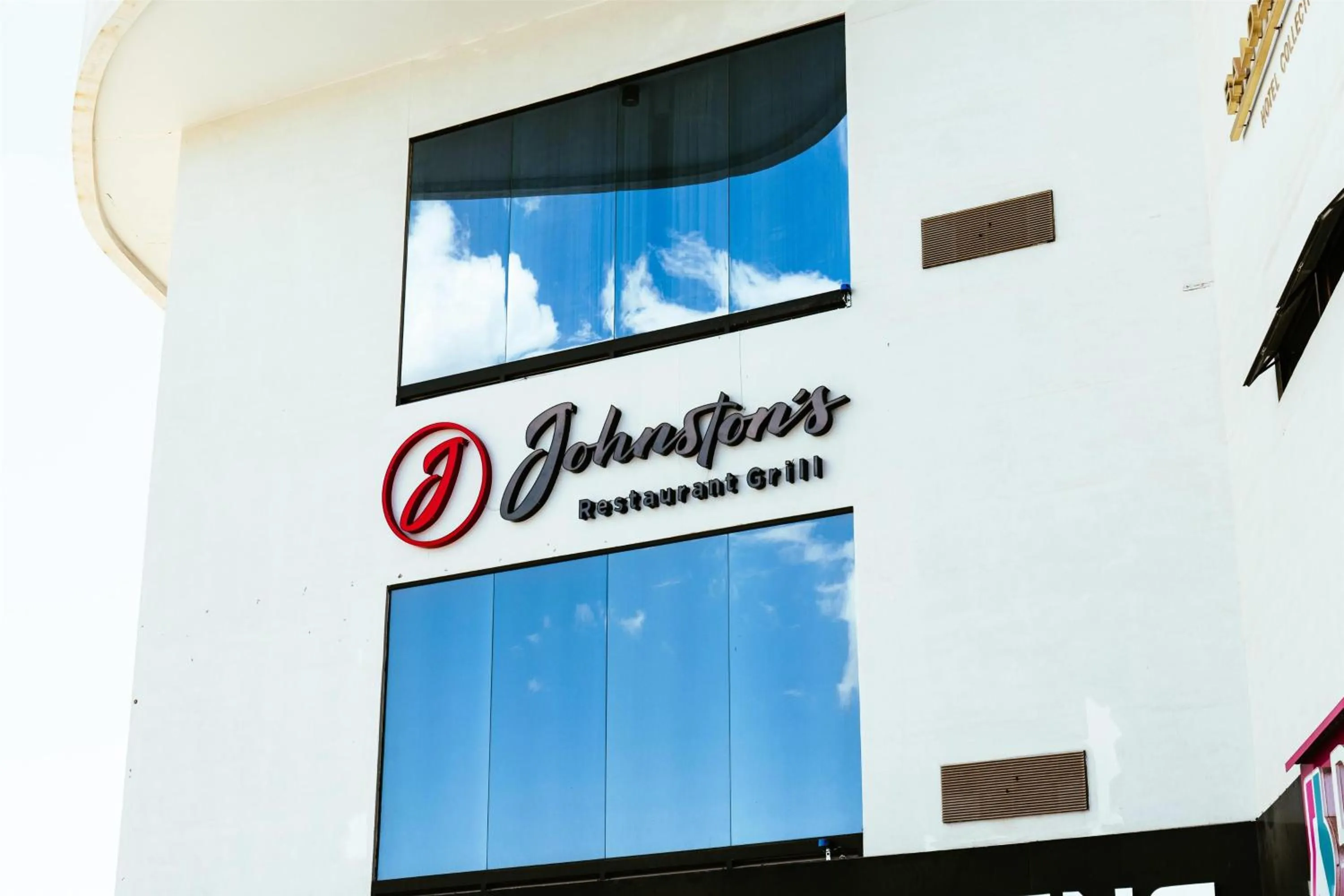 Restaurant/places to eat in Esplendor by Wyndham Los Mochis Country Place