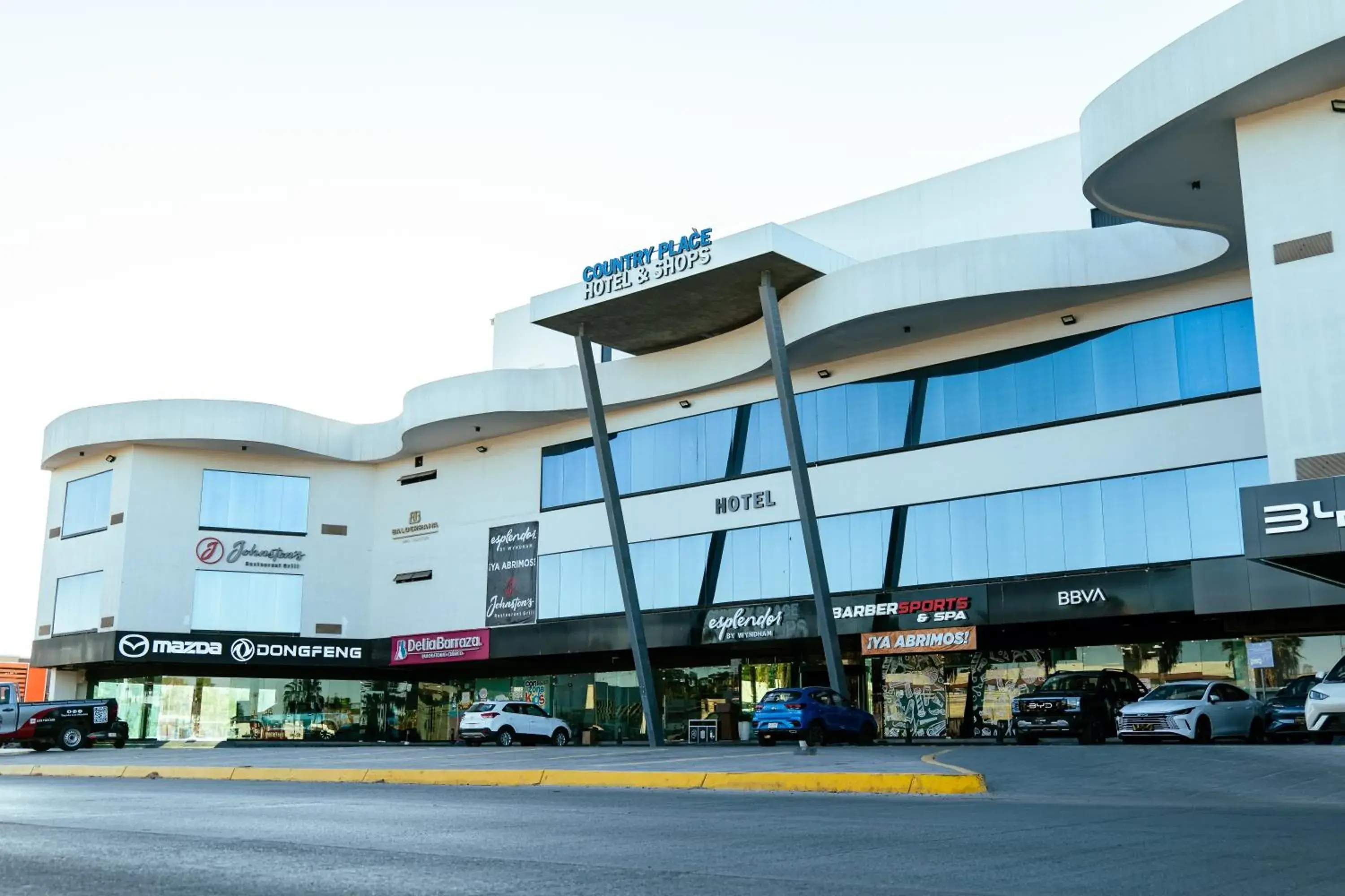 Property building in Esplendor by Wyndham Los Mochis Country Place Property building in Esplendor by Wyndham Los Mochis Country Place