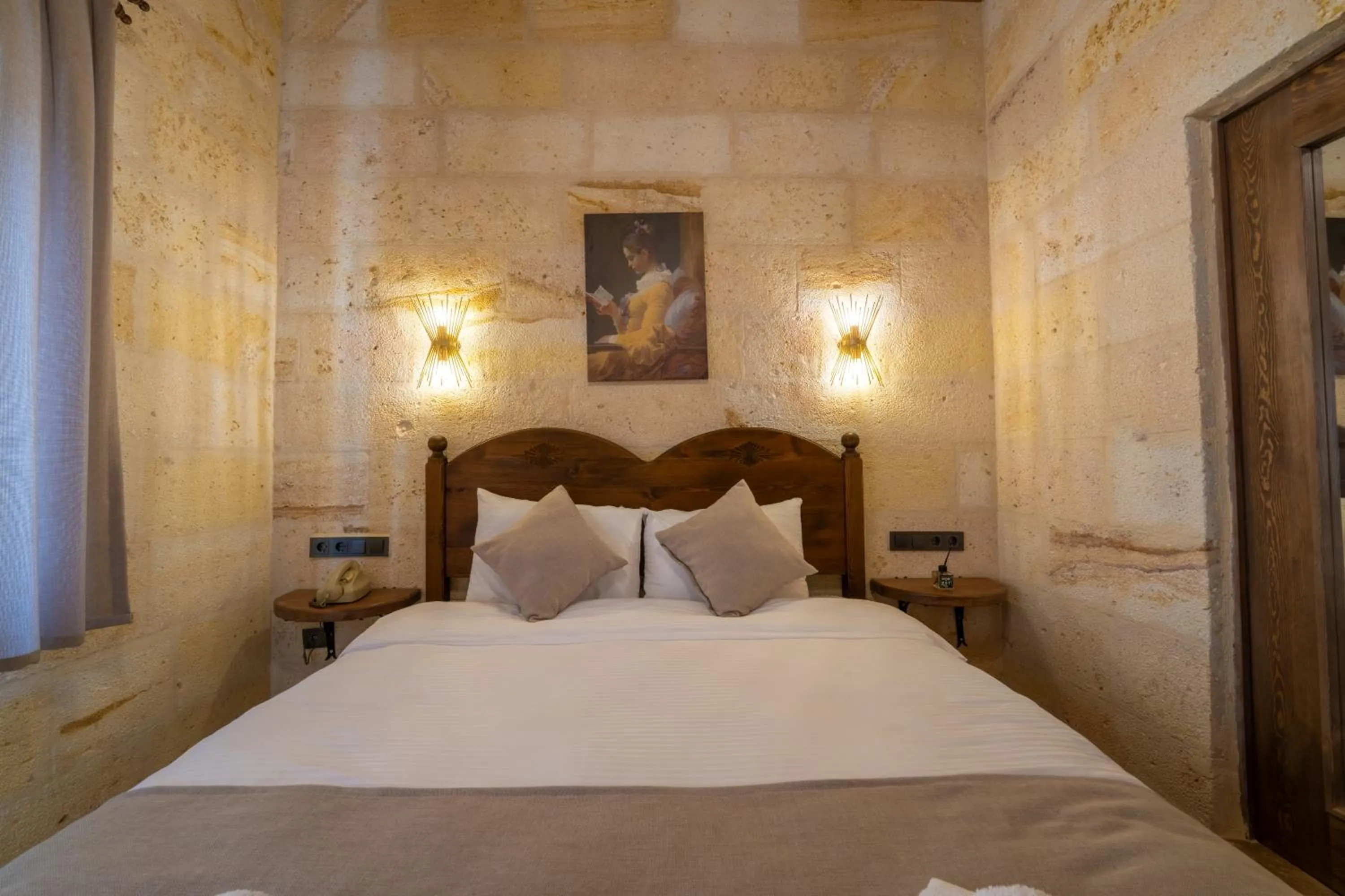 Bed in Library Cave House