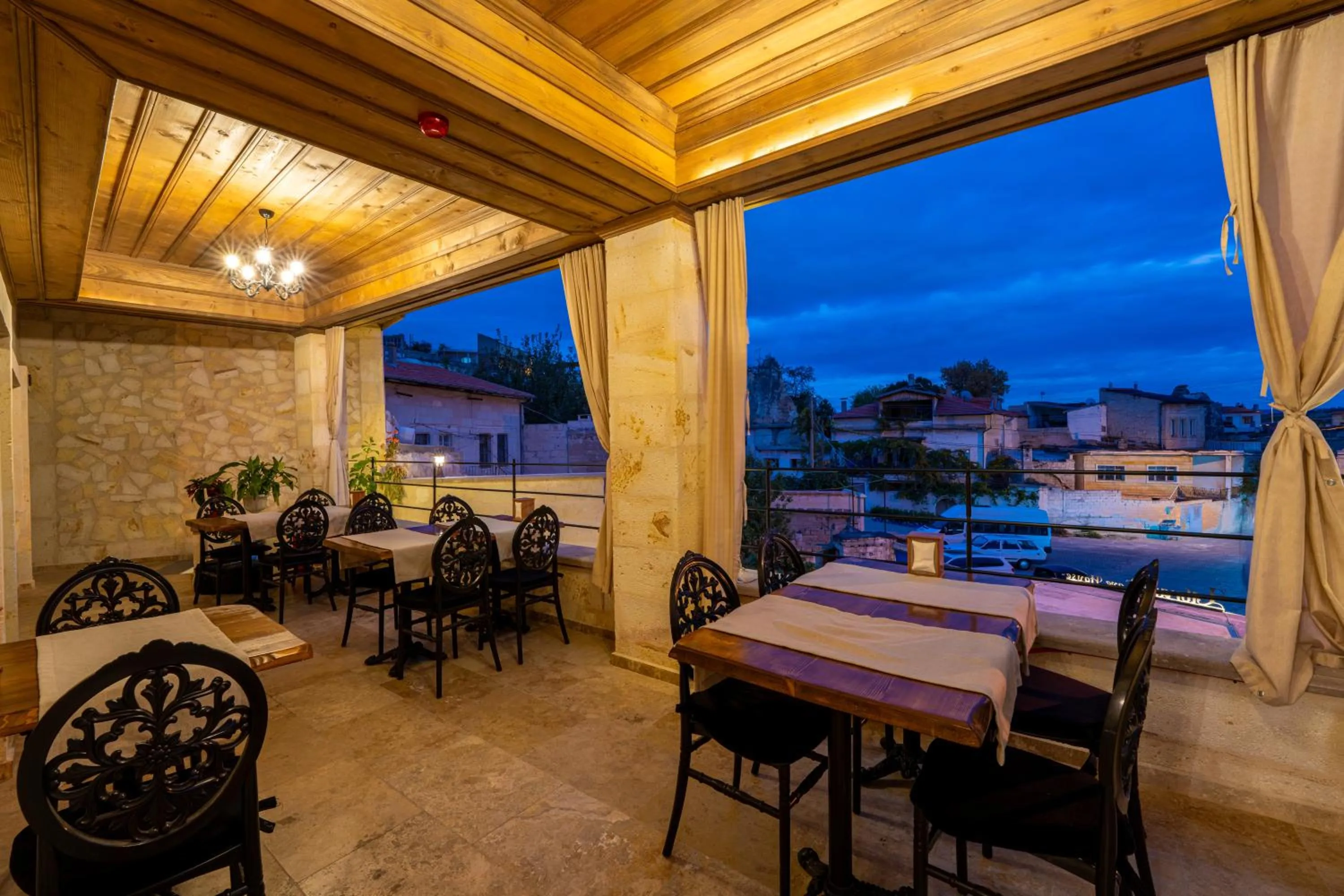 Patio in Library Cave House