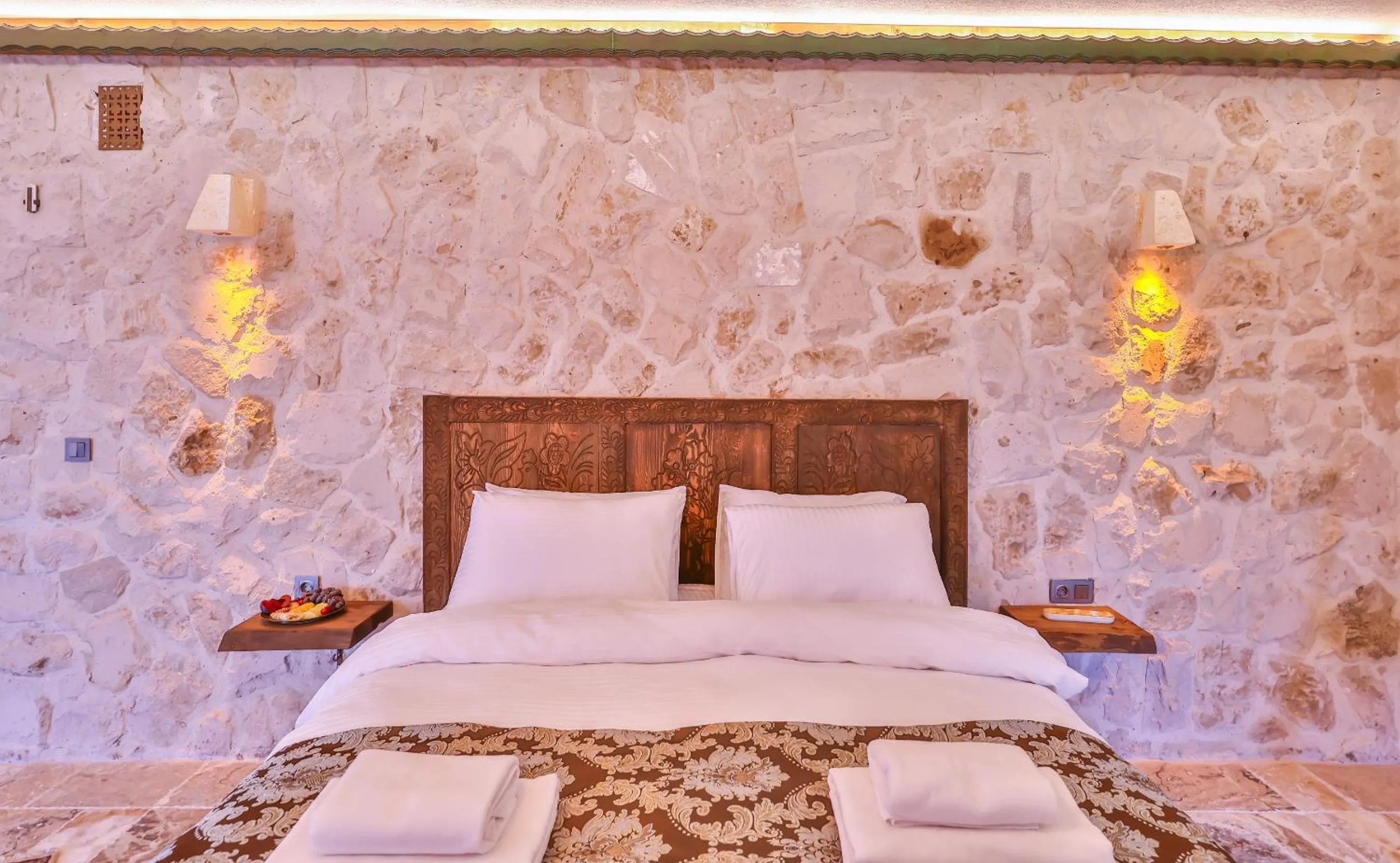 Bed in Noble Crown Stone House Cappadocia