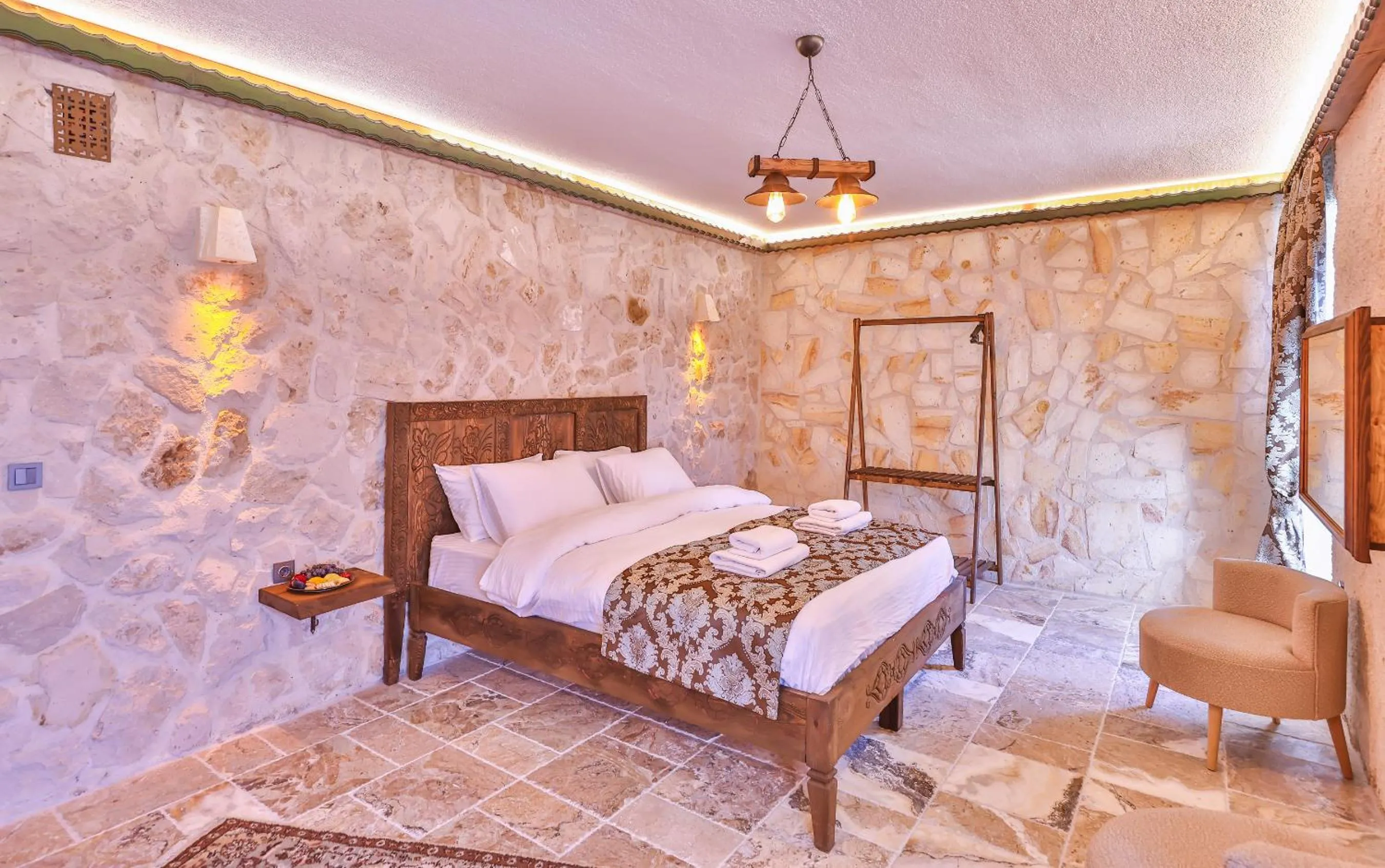 Bed in Noble Crown Stone House Cappadocia