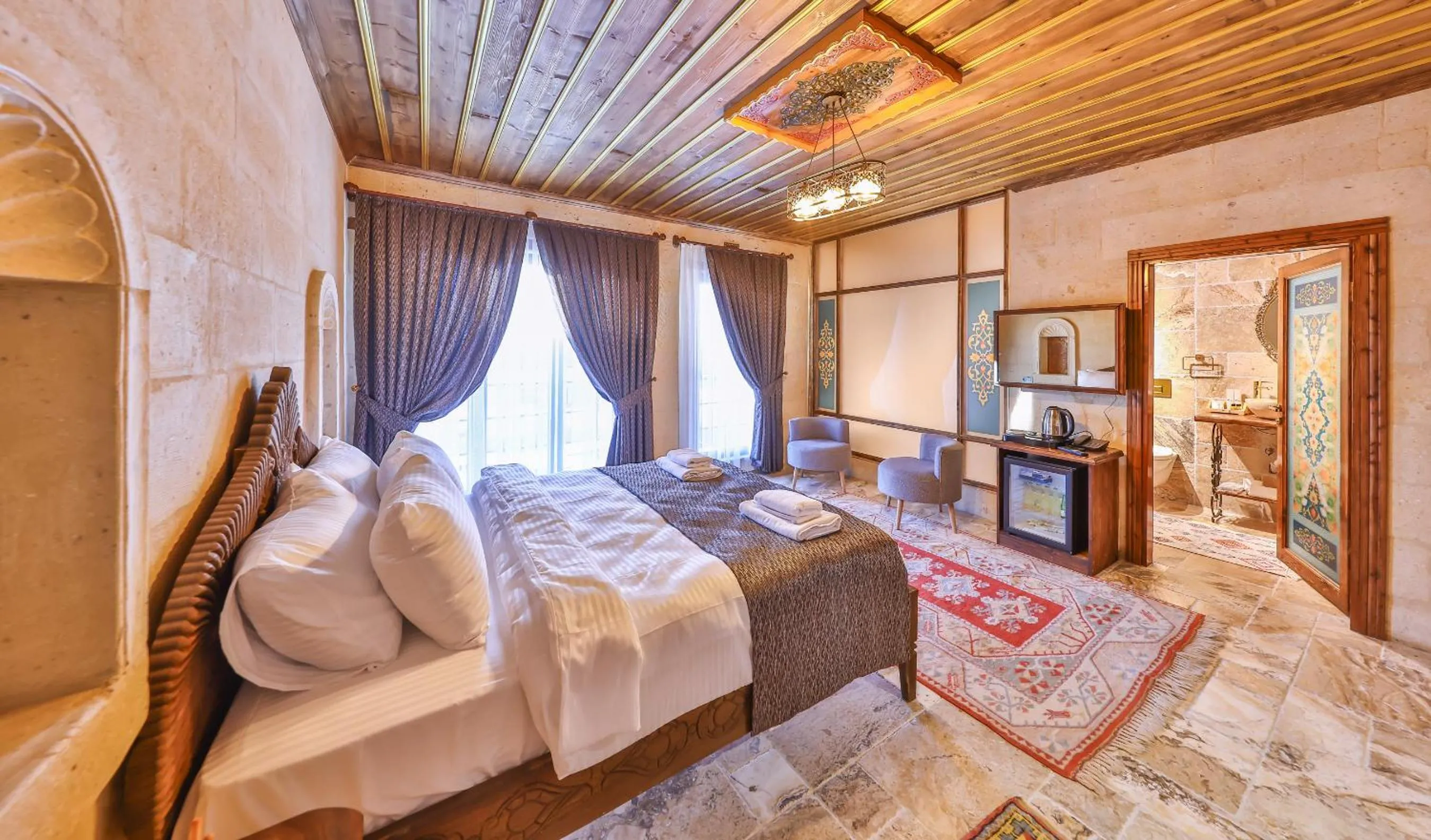 Bed in Noble Crown Stone House Cappadocia