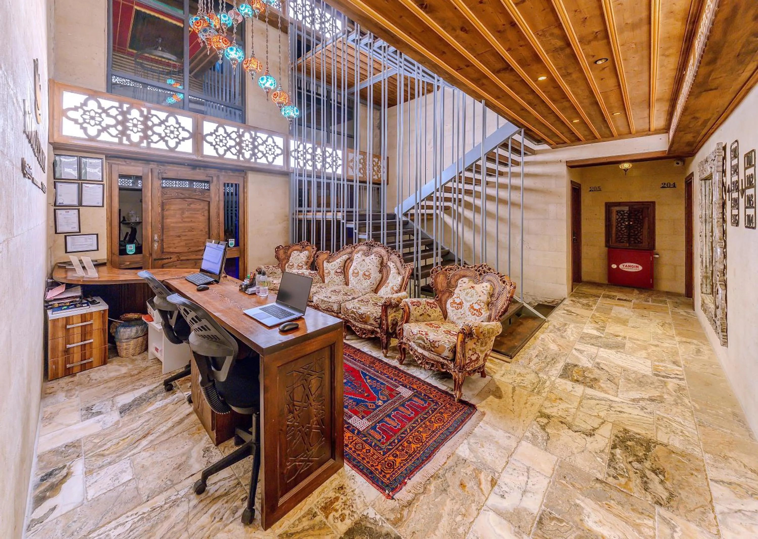 Lobby or reception in Noble Crown Stone House Cappadocia