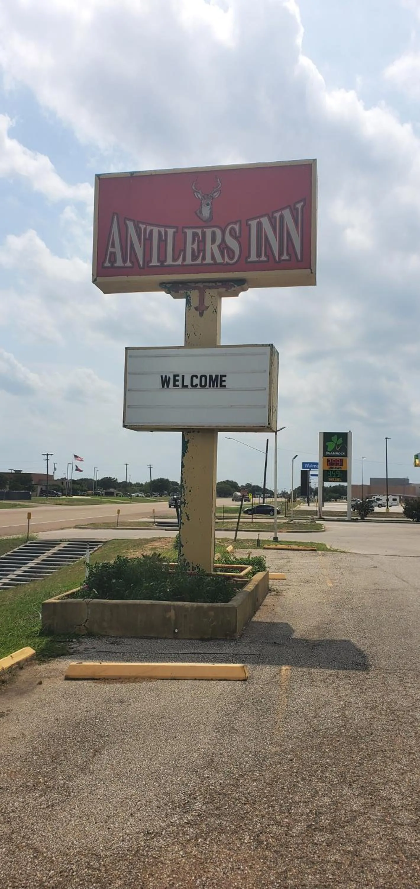 Antlers Inn