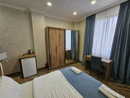 Large Double Room in Hotel Giorgi Tbilisi Large Double Room in Hotel Giorgi Tbilisi