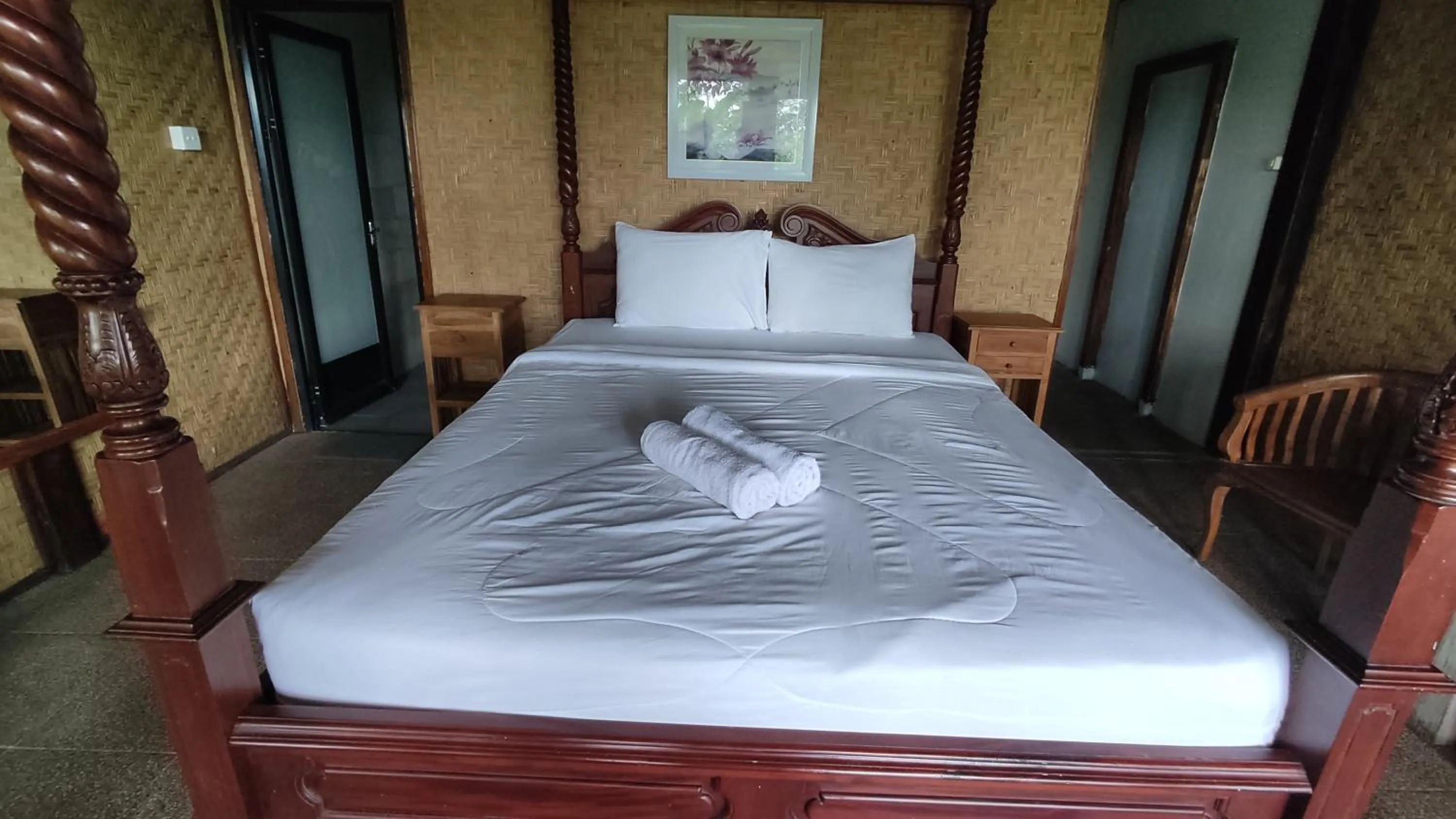 Bed in Villa Gajah Mas