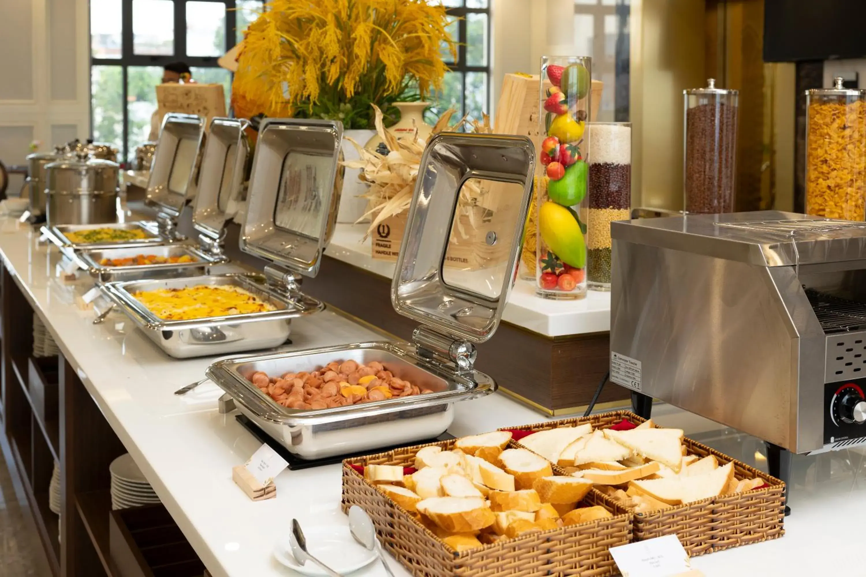 Food and drinks in Avari Hotel Food and drinks in Avari Hotel