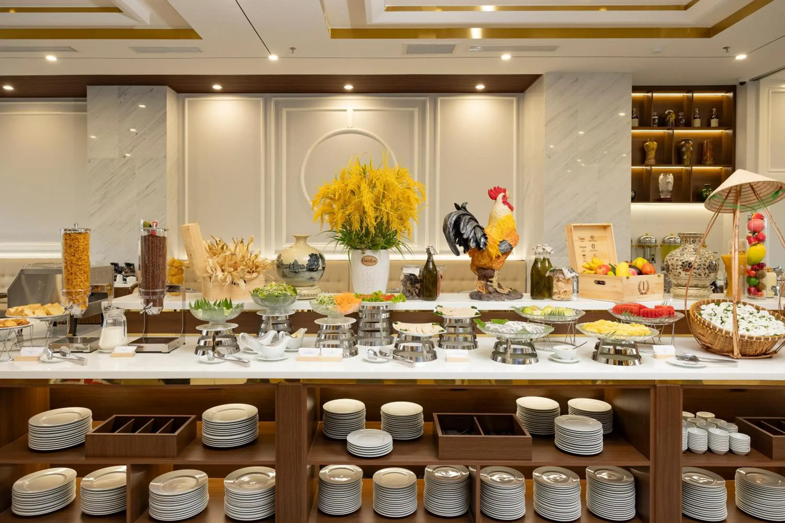 Food and drinks in Avari Hotel Food and drinks in Avari Hotel