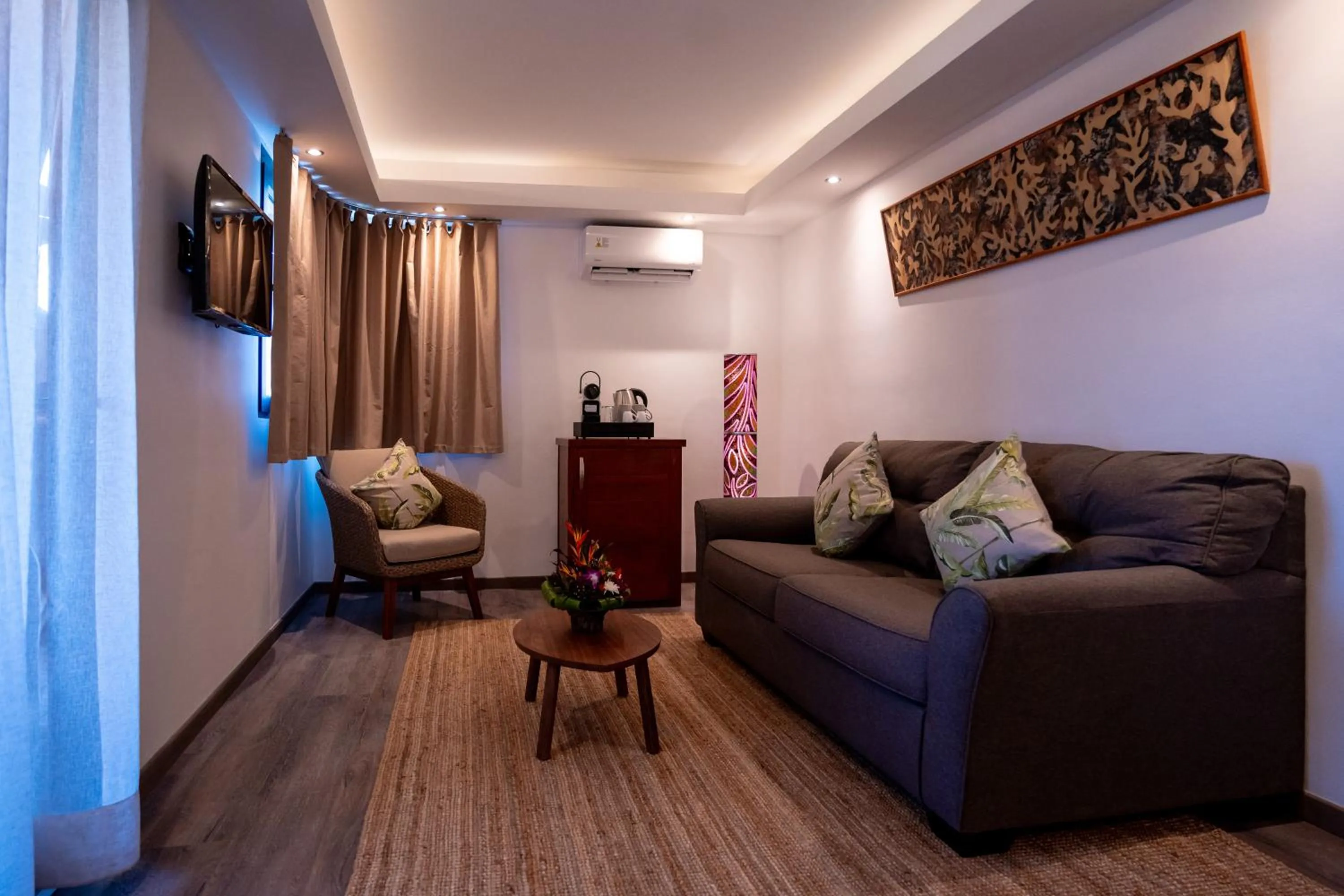 TV and multimedia in Maitai Express Tahiti