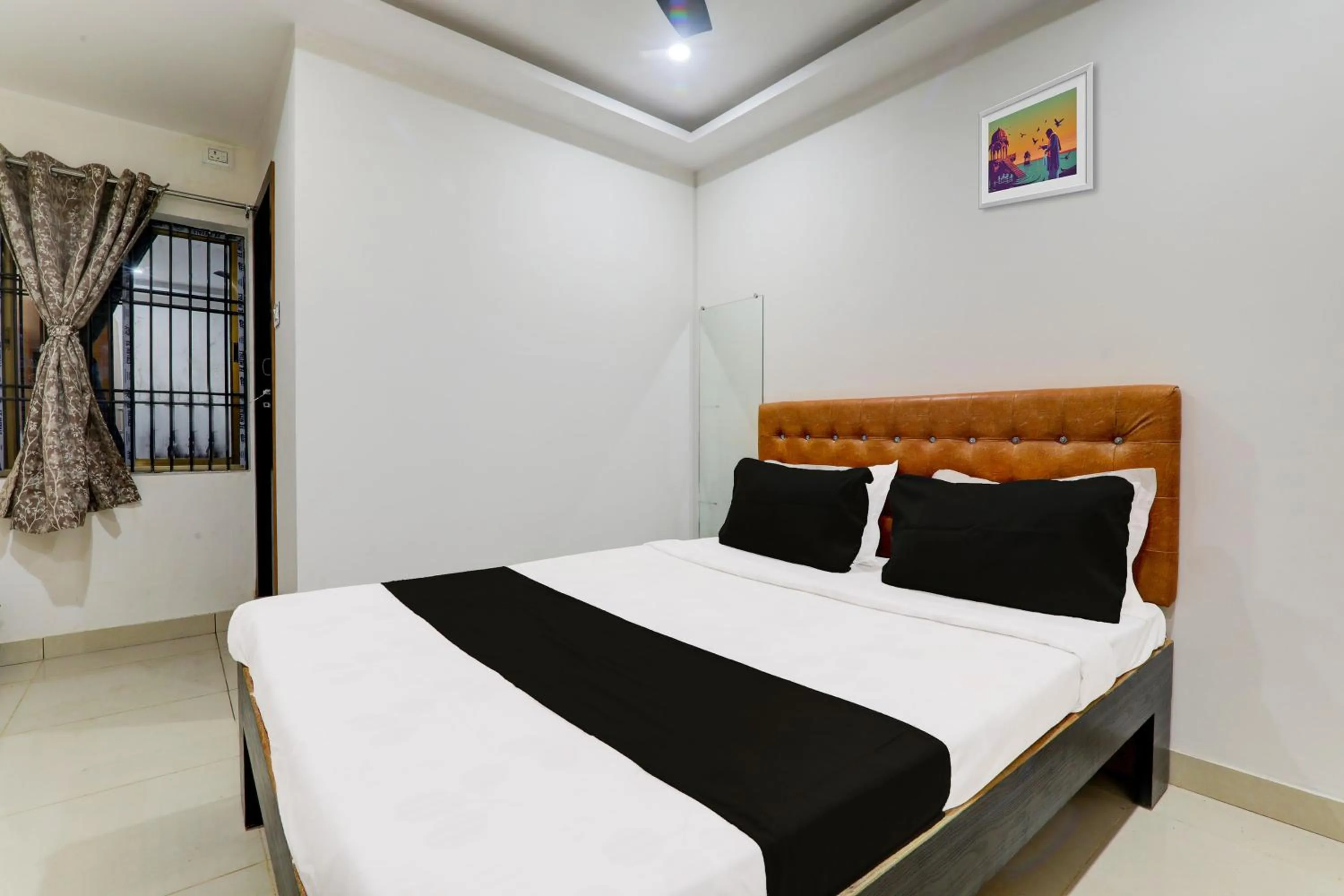 Bedroom, Bed in Hotel O by OYO Aayaansh