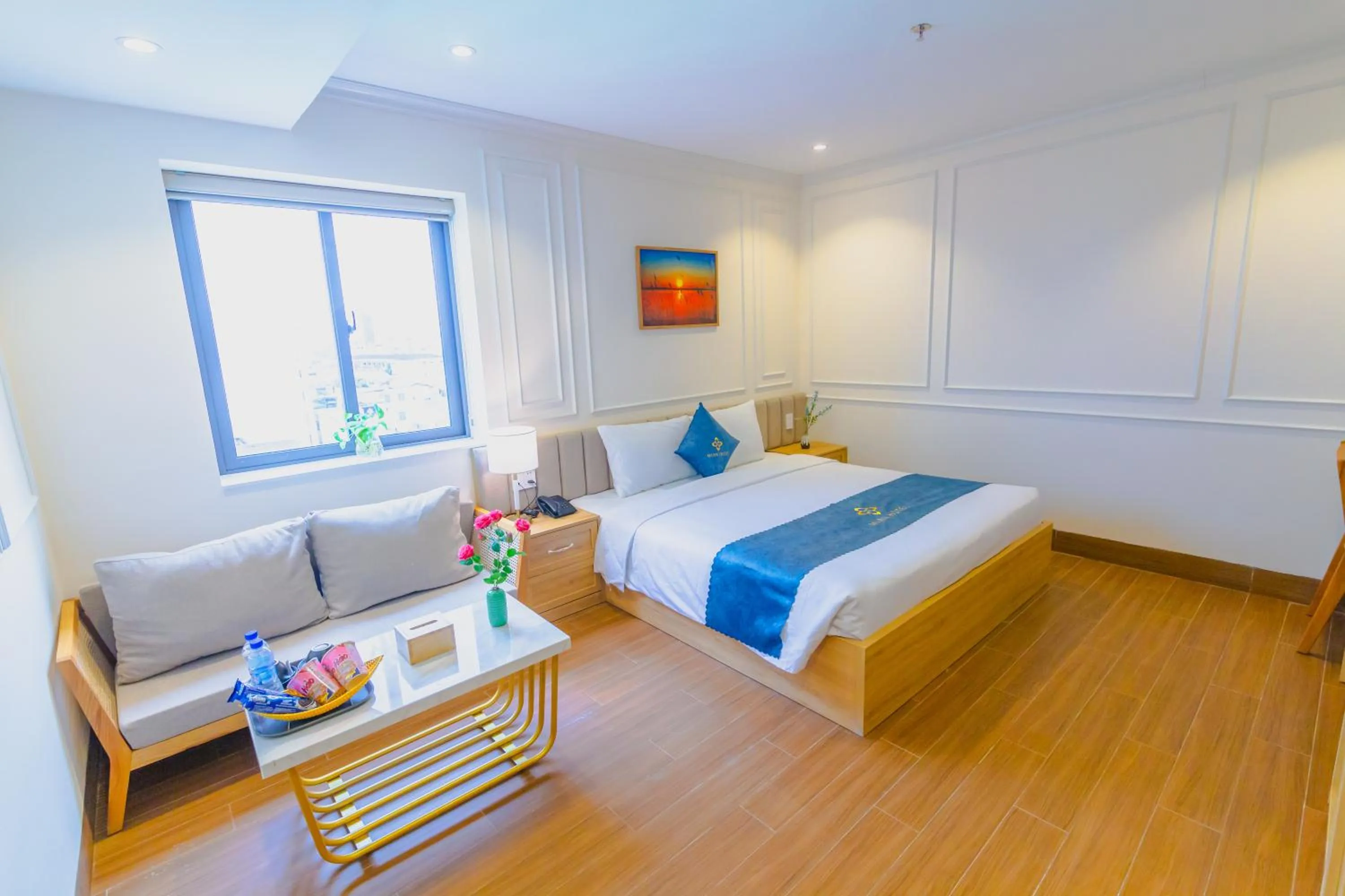 Bed in MiAn Hotel Danang - Infinity Pool