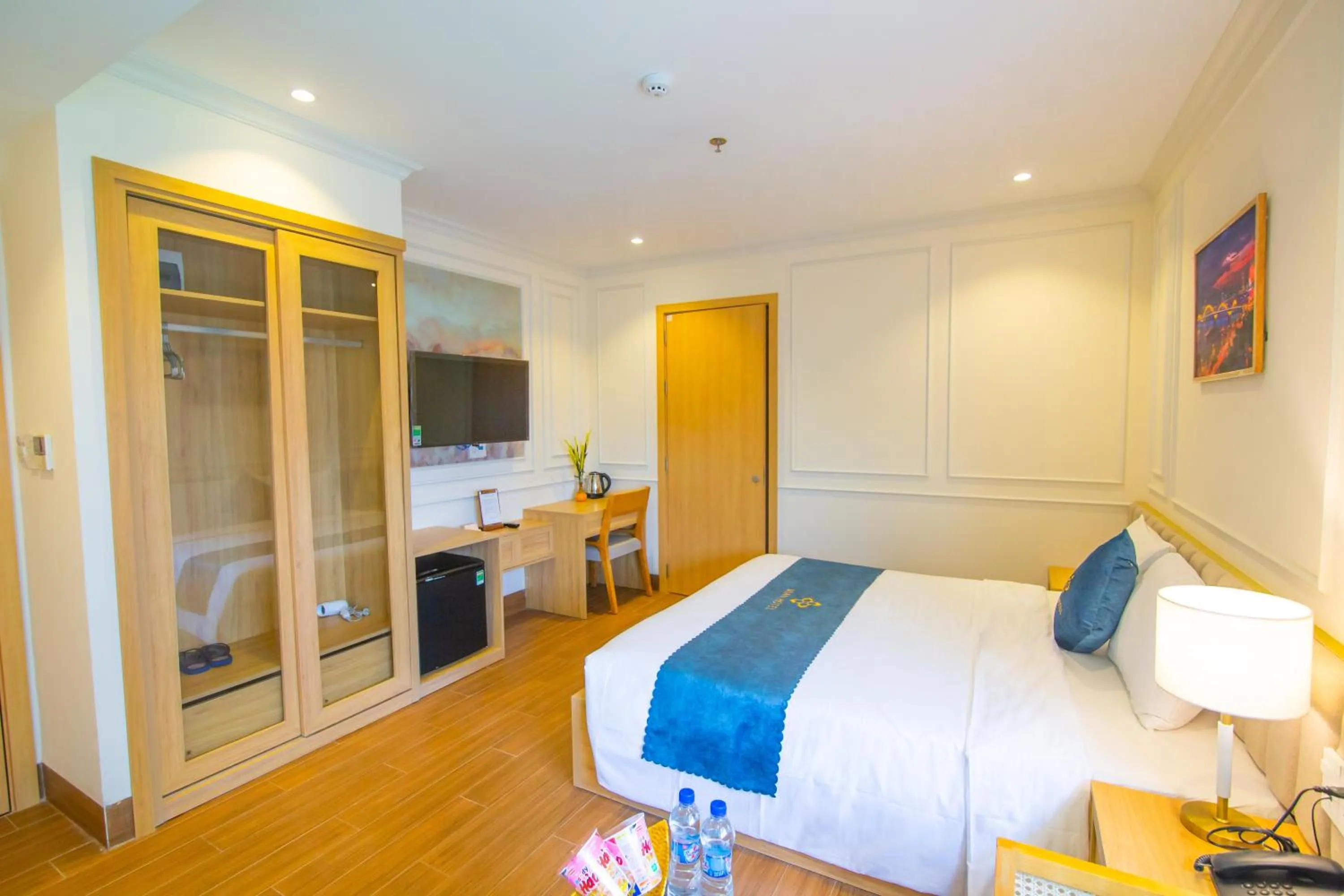 Bed in MiAn Hotel Danang - Infinity Pool