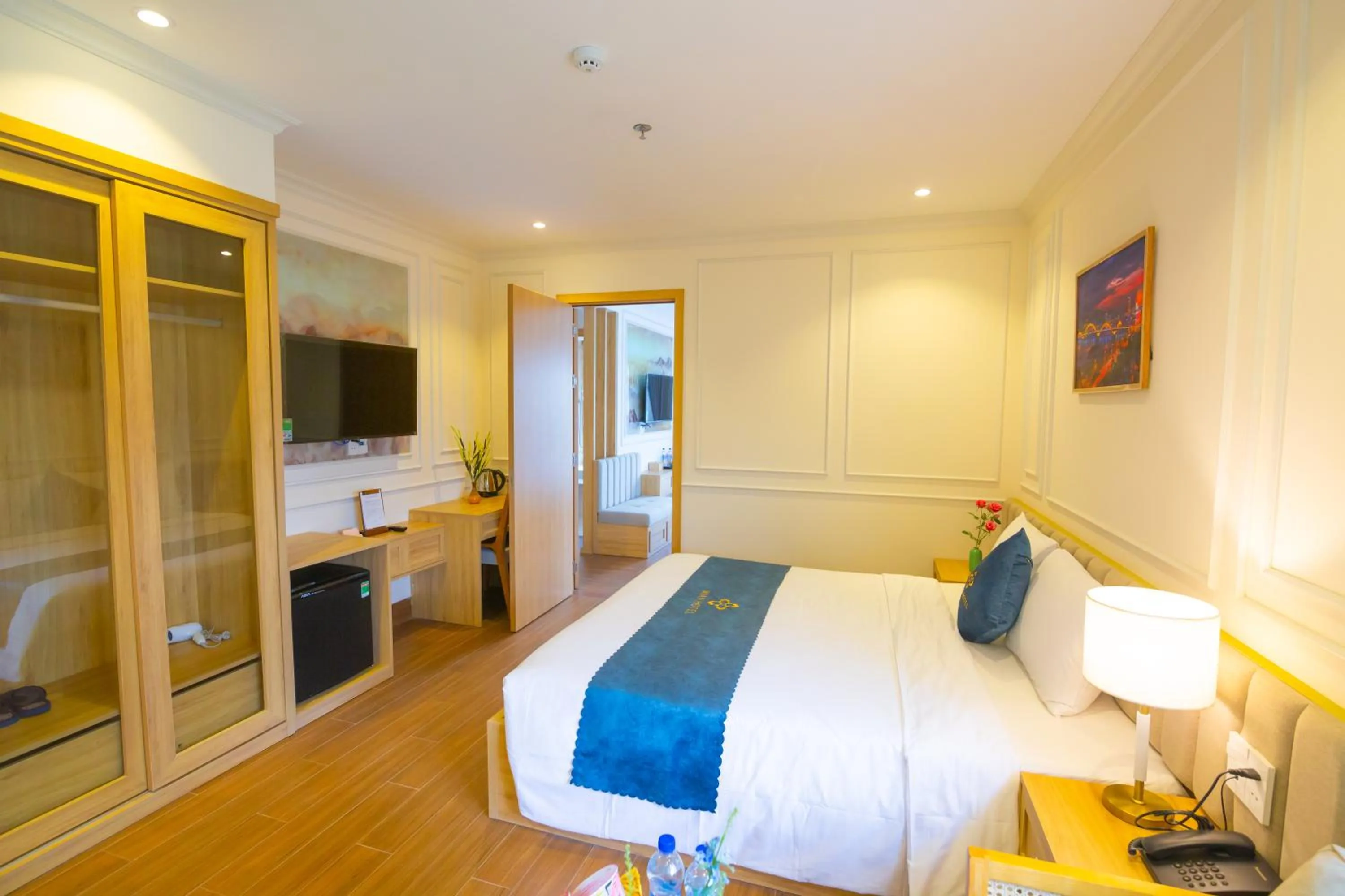 Bed in MiAn Hotel Danang - Infinity Pool