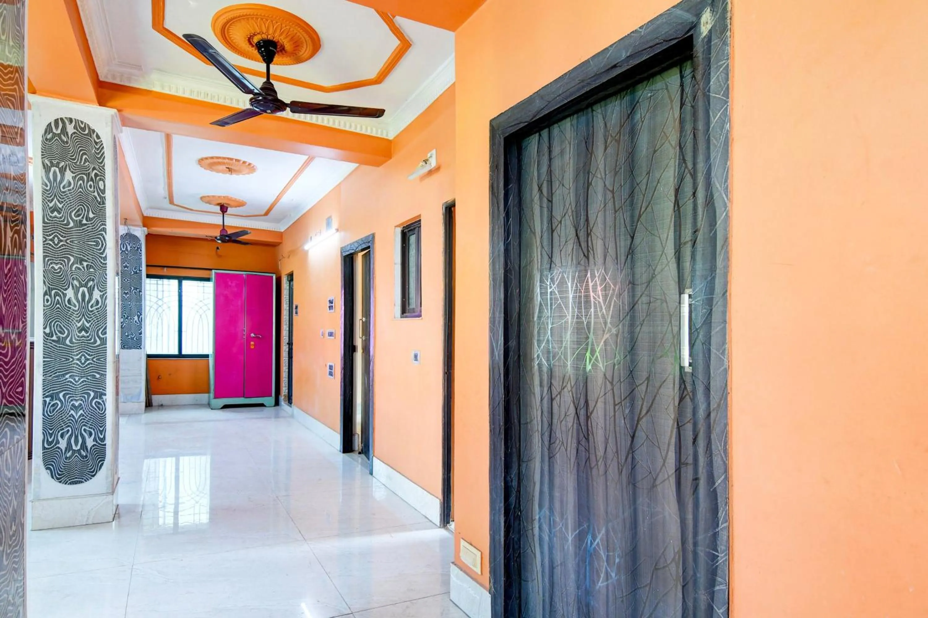 Lobby or reception in Hotel O Royal Green Guest House