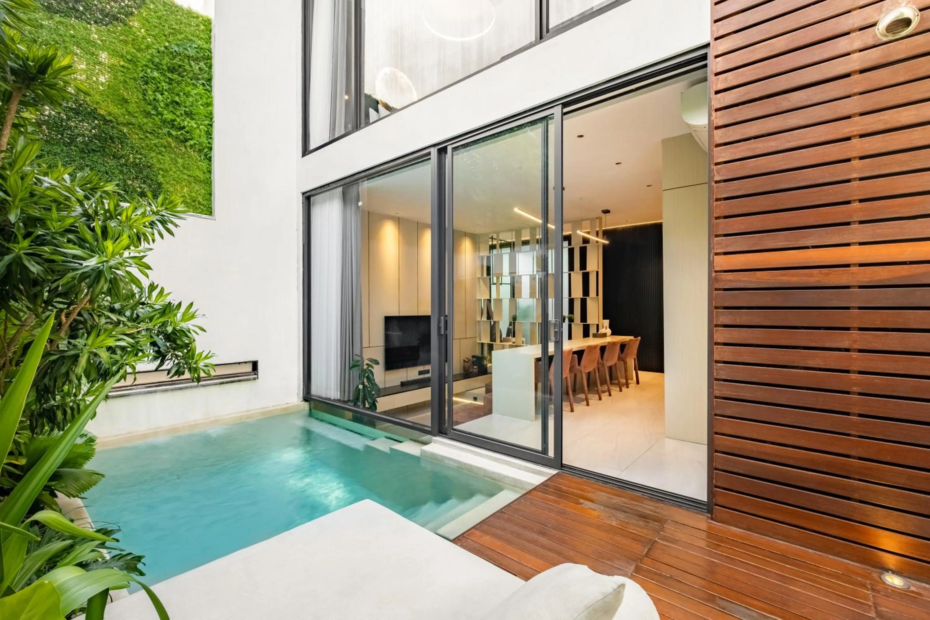 Swimming pool in Alex Villas Complex N4