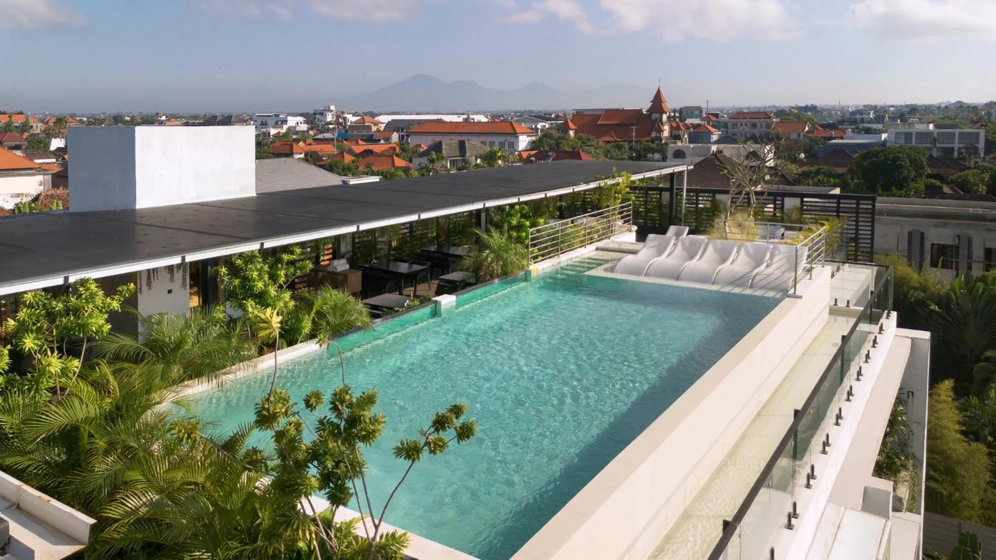 Swimming pool in Alex Villas Complex N4