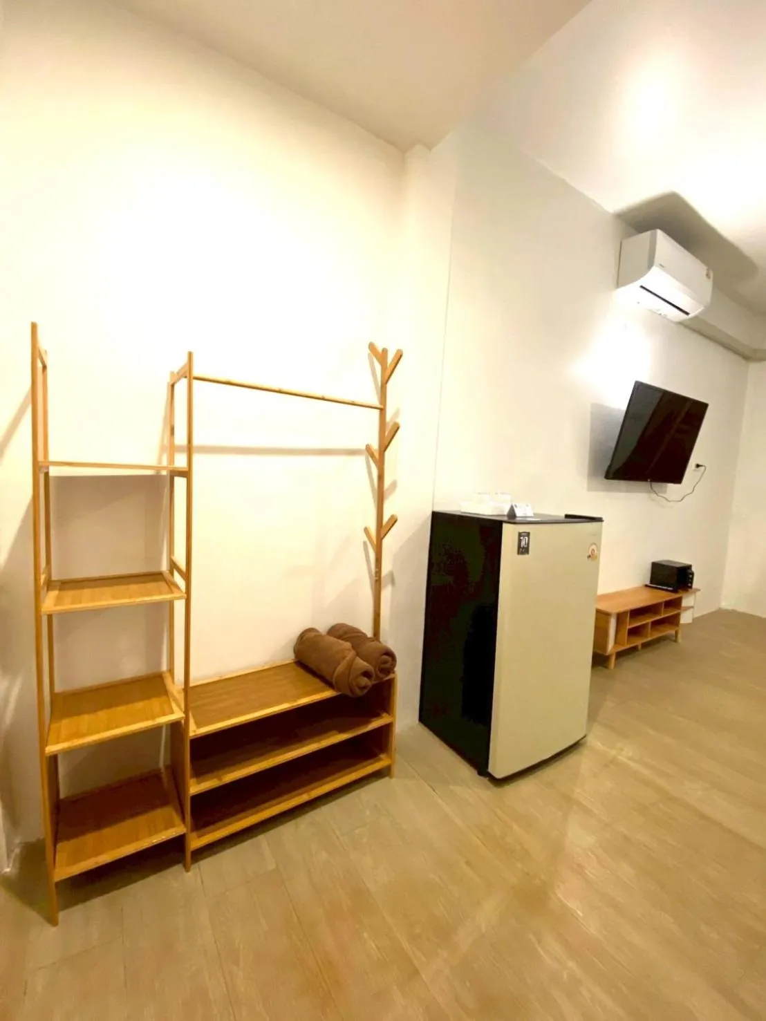 Photo of the whole room in Ubox samui hostel & Bungalow - Chaweng beach