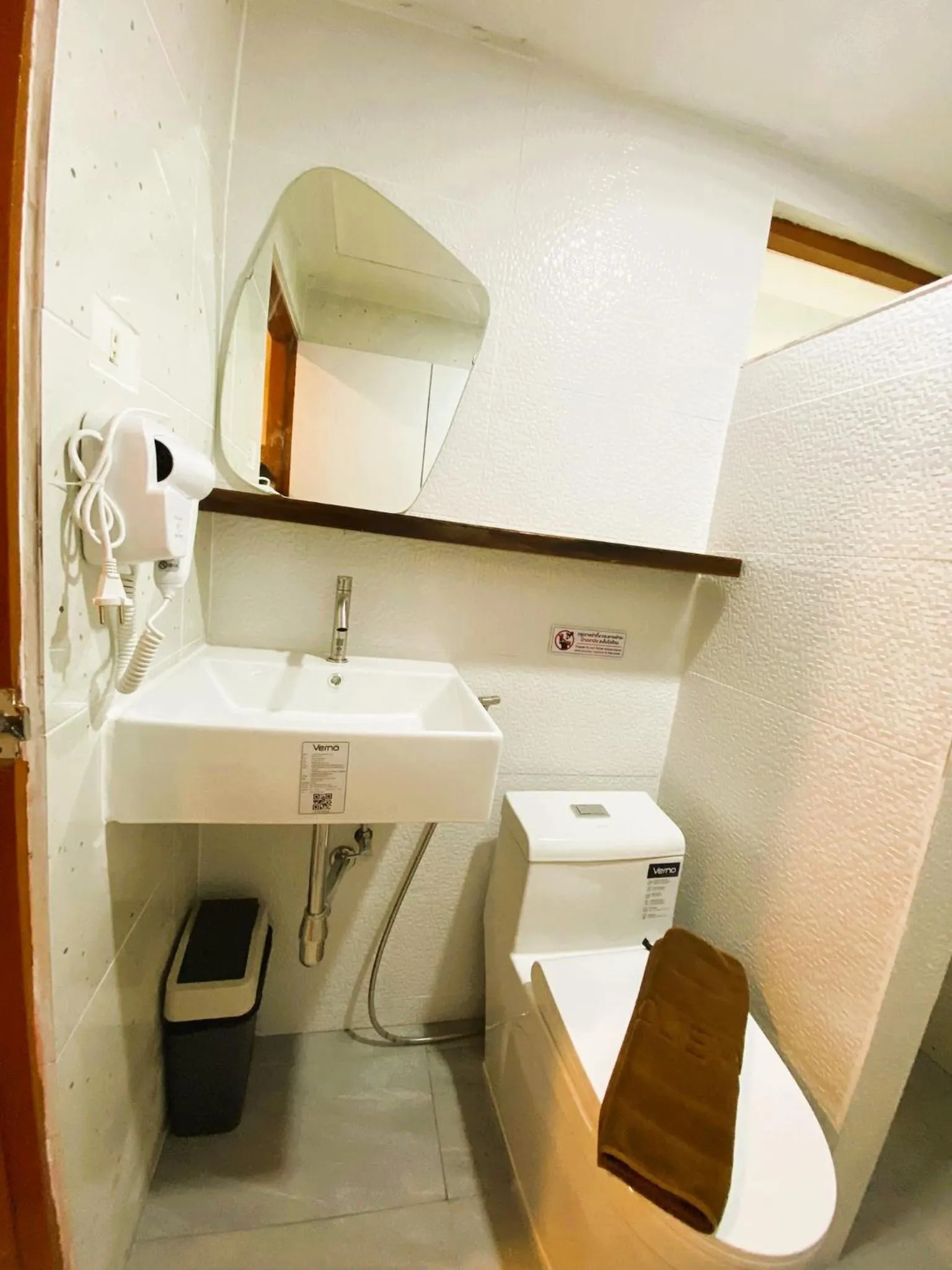 Toilet in Ubox samui hostel & Bungalow - Chaweng beach